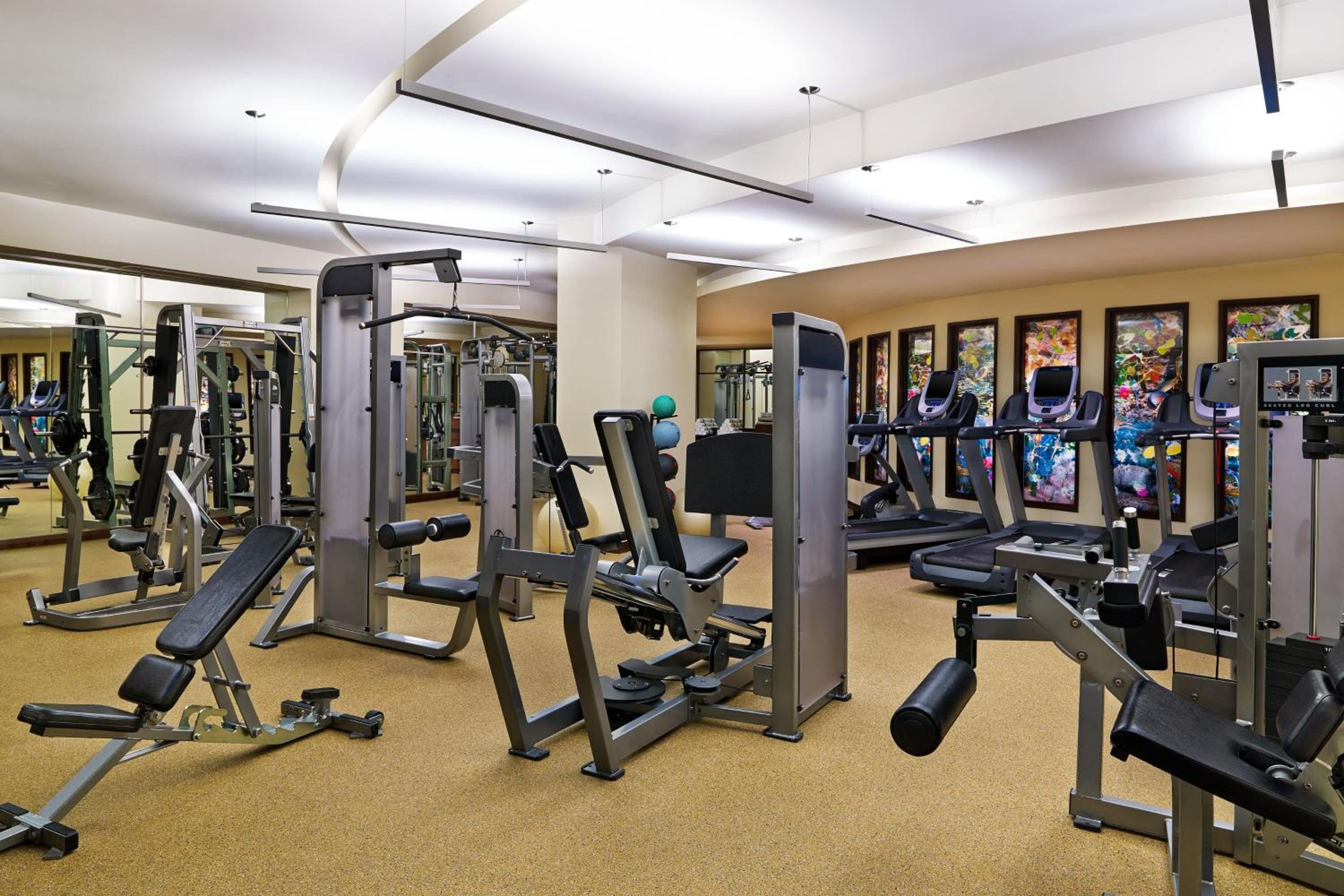 Bedford Vacations - Fairfield Inn  Suites Bedford - Property Image 2