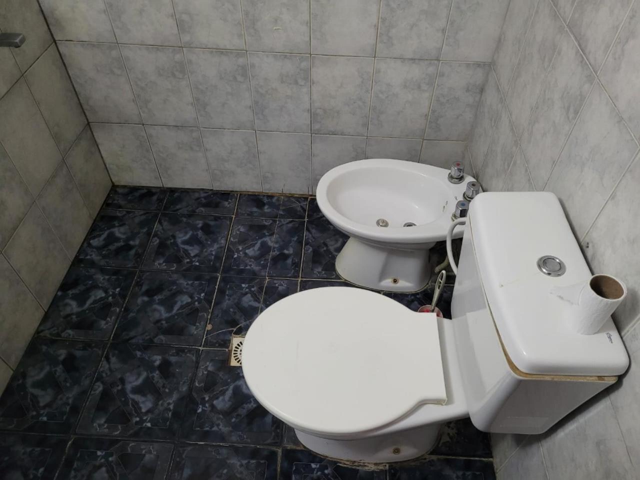 Casa Amarrilla
