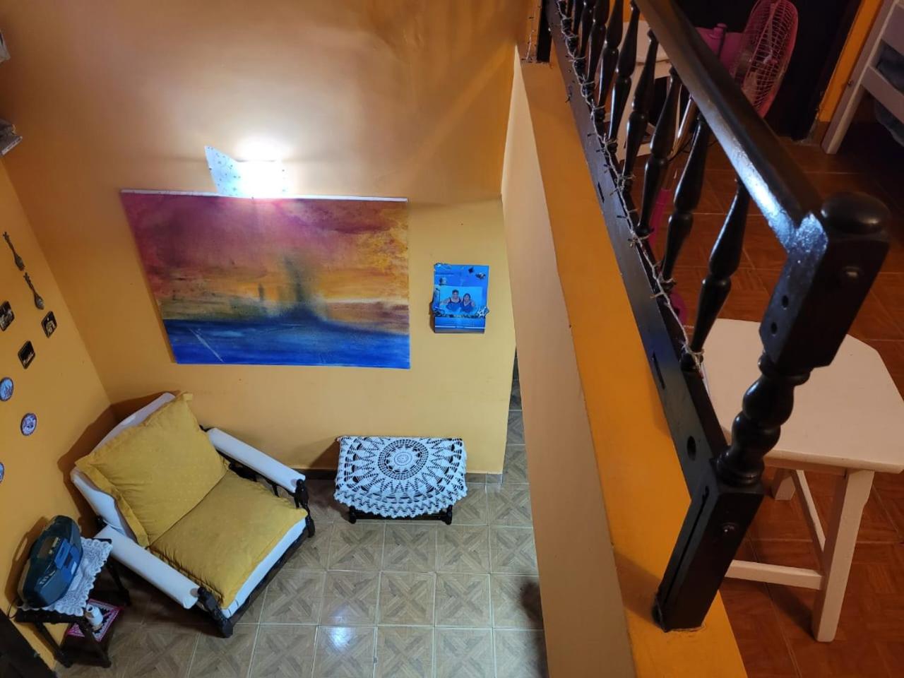 Casa Amarrilla