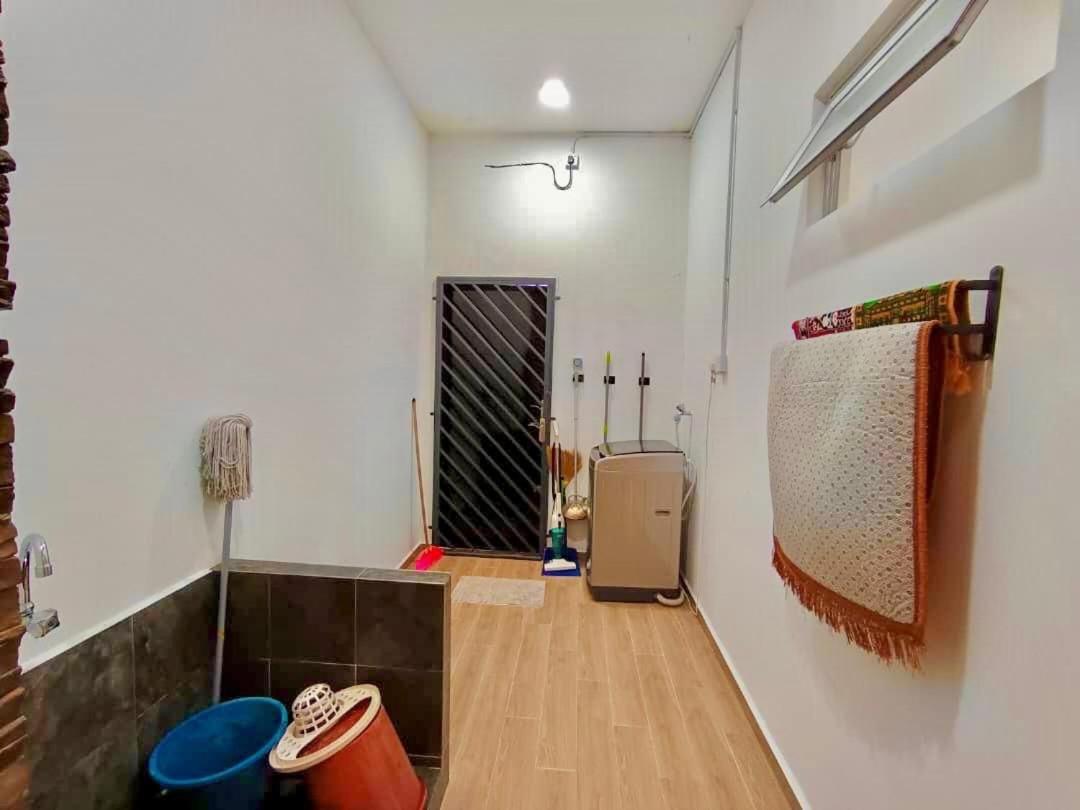 Banglo setingkar dekat airport Kepala Batas -Pinky Sweet Homestay Alor Setar 3 rooms plus 1 musolla with 2 bathrooms photo 6
