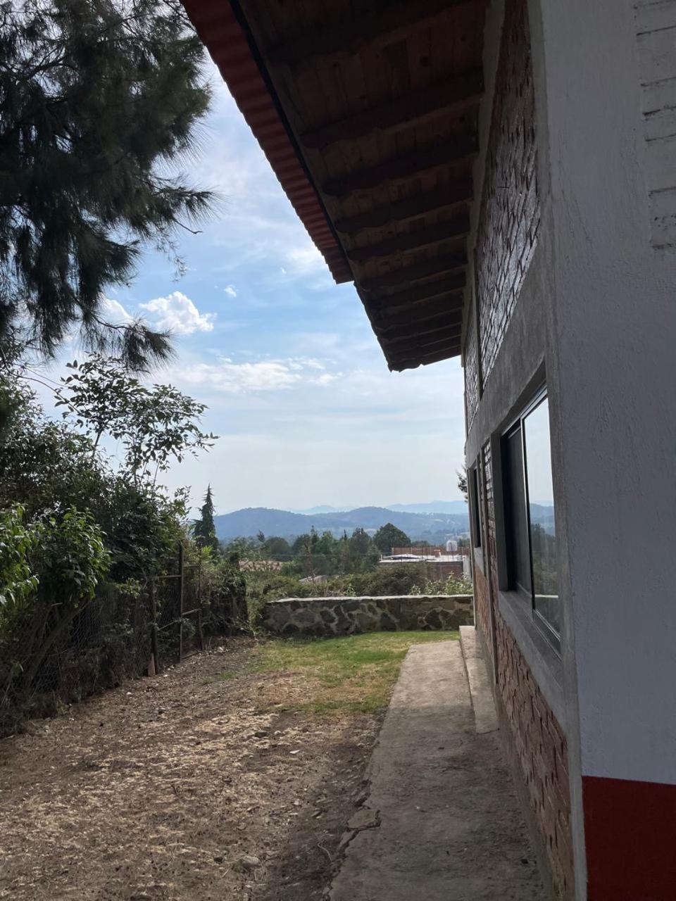 Linda Vista 3