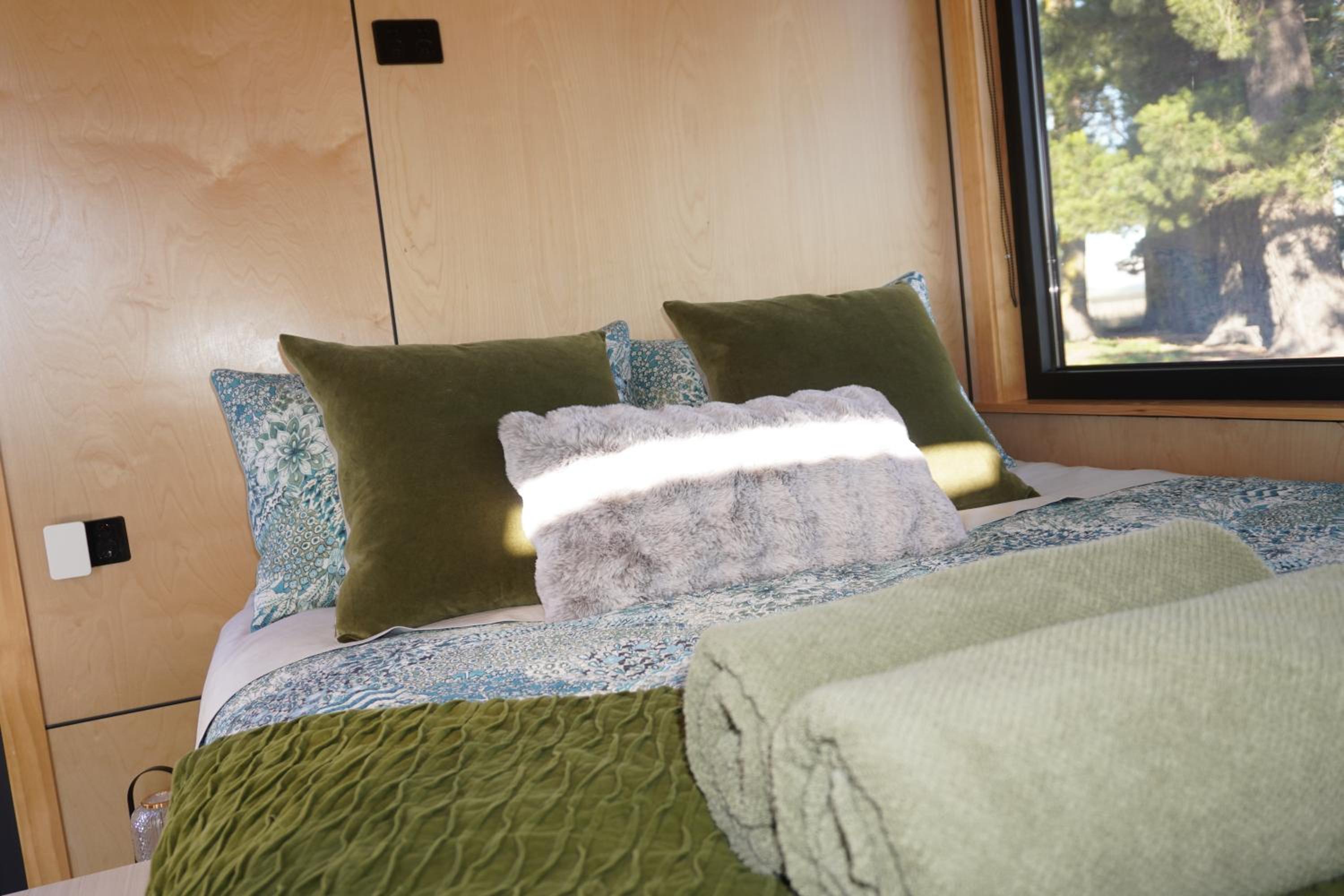 Te Manahuna Glamping Tiny House view 5