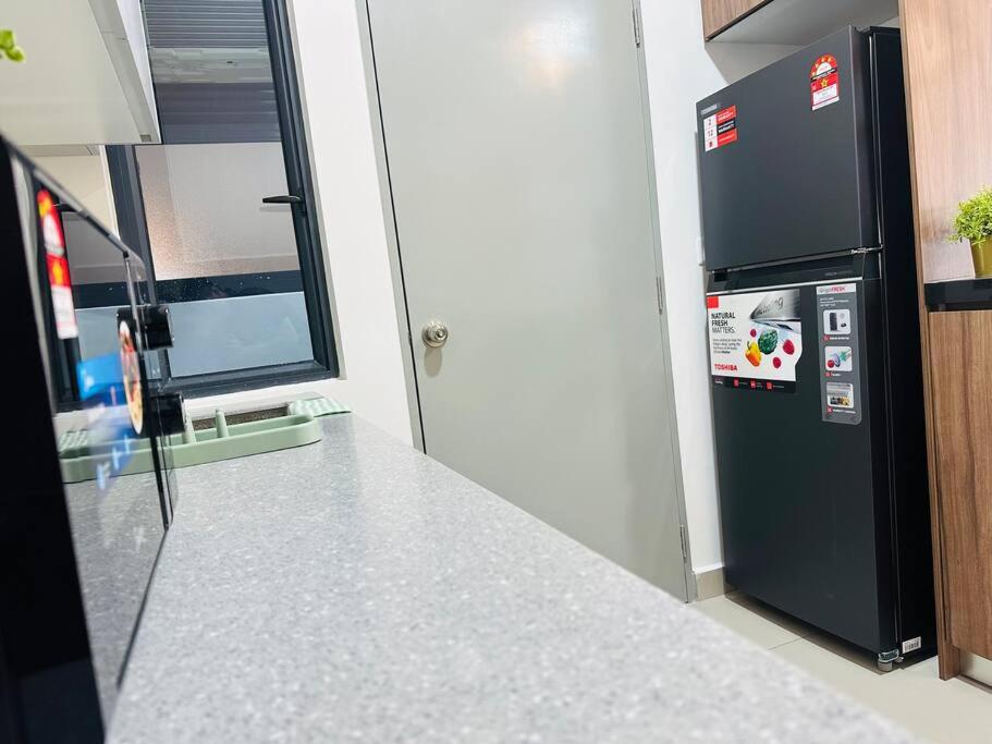 MVD41#Family Suite 8pax 3 Rooms M Vertica Velocity Mall Cheras IKEA Mytown Short Walk to MRT & LRT Maluri