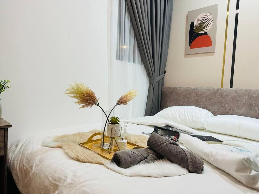 MVD41#Family Suite 8pax 3 Rooms M Vertica Velocity Mall Cheras IKEA Mytown Short Walk to MRT & LRT Maluri