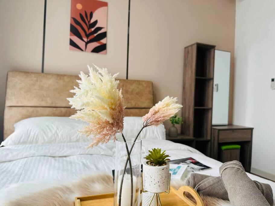 MVD41#Family Suite 8pax 3 Rooms M Vertica Velocity Mall Cheras IKEA Mytown Short Walk to MRT & LRT Maluri