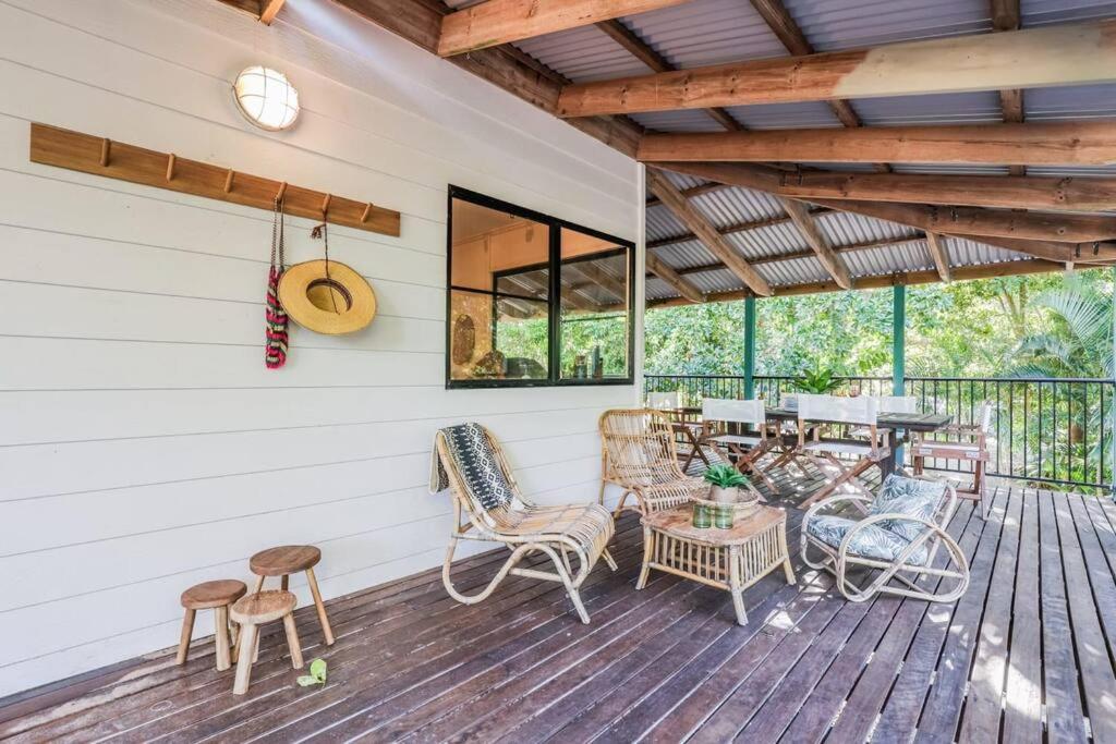 Banksia House - on Main Beach, Agnes Water