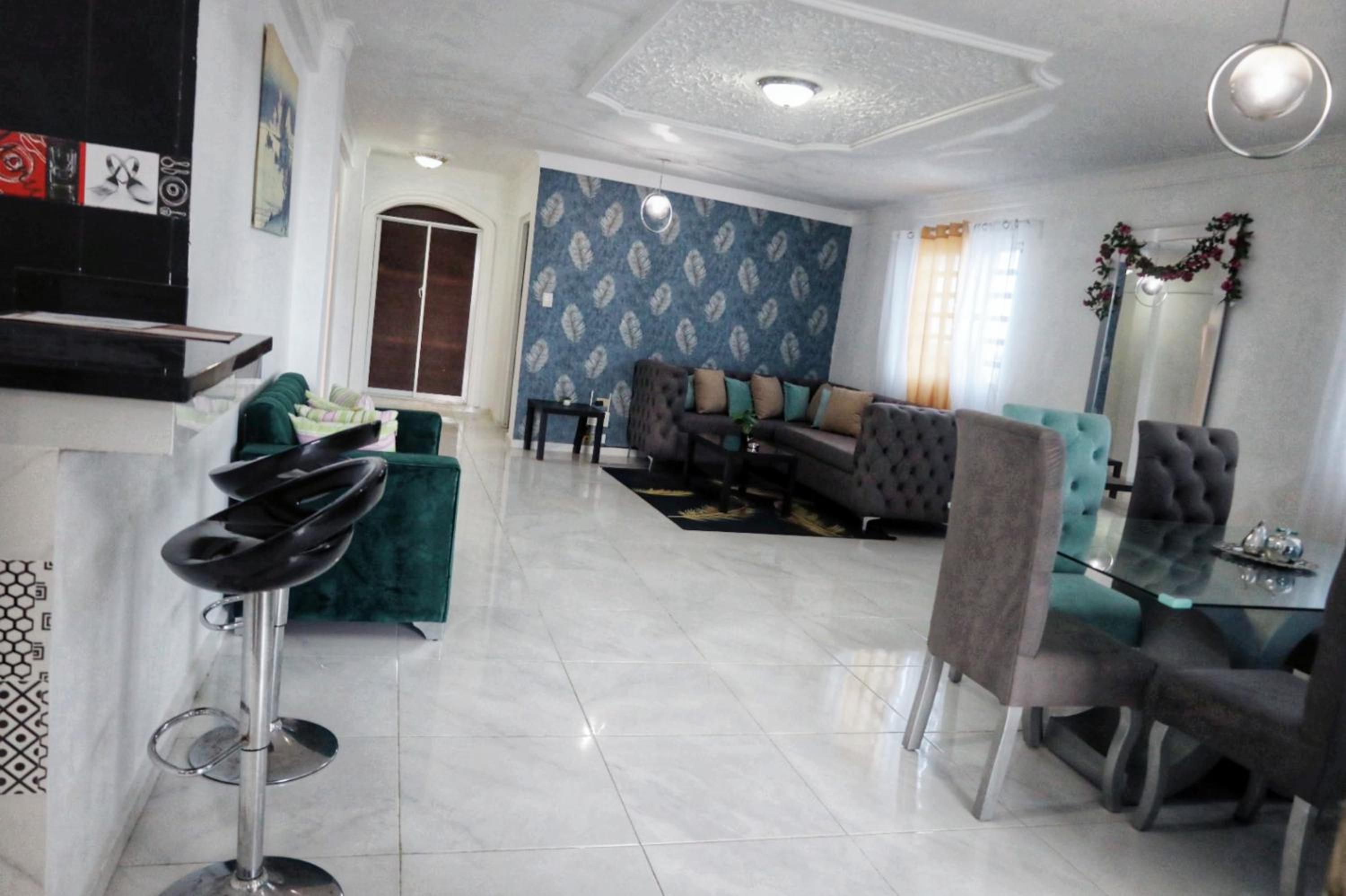 Casa familiar view 2