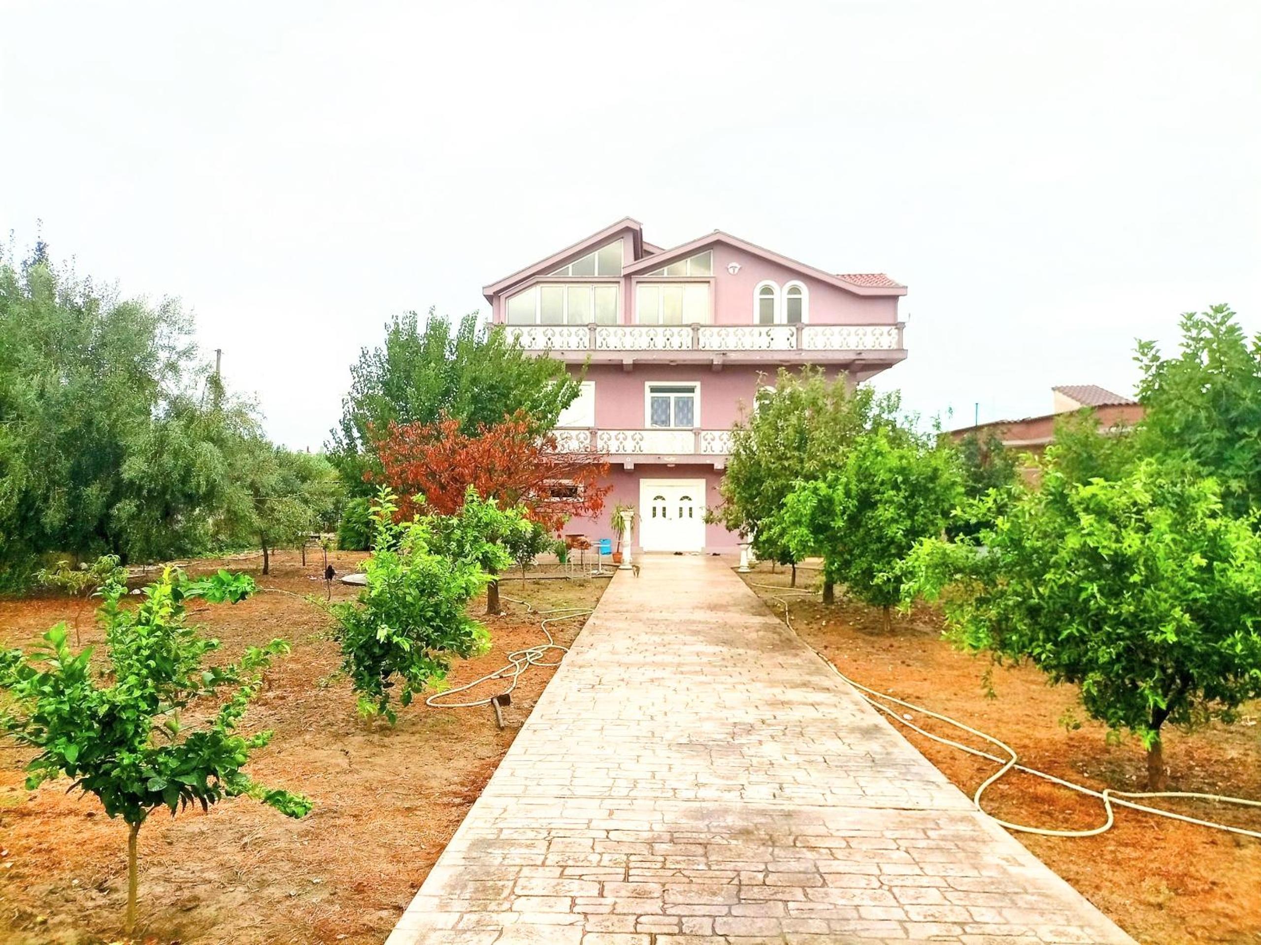 Villas Maria for rent feeling Home Durres city