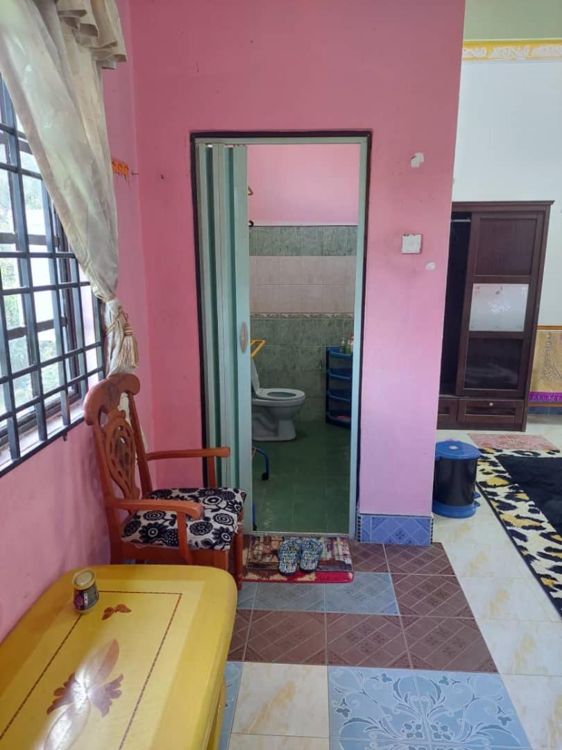 Rantau Panjang Homestay RP GreenView , BBQ , 8 pax , RPGV 3 bedrooms 4 extra beds photo 7