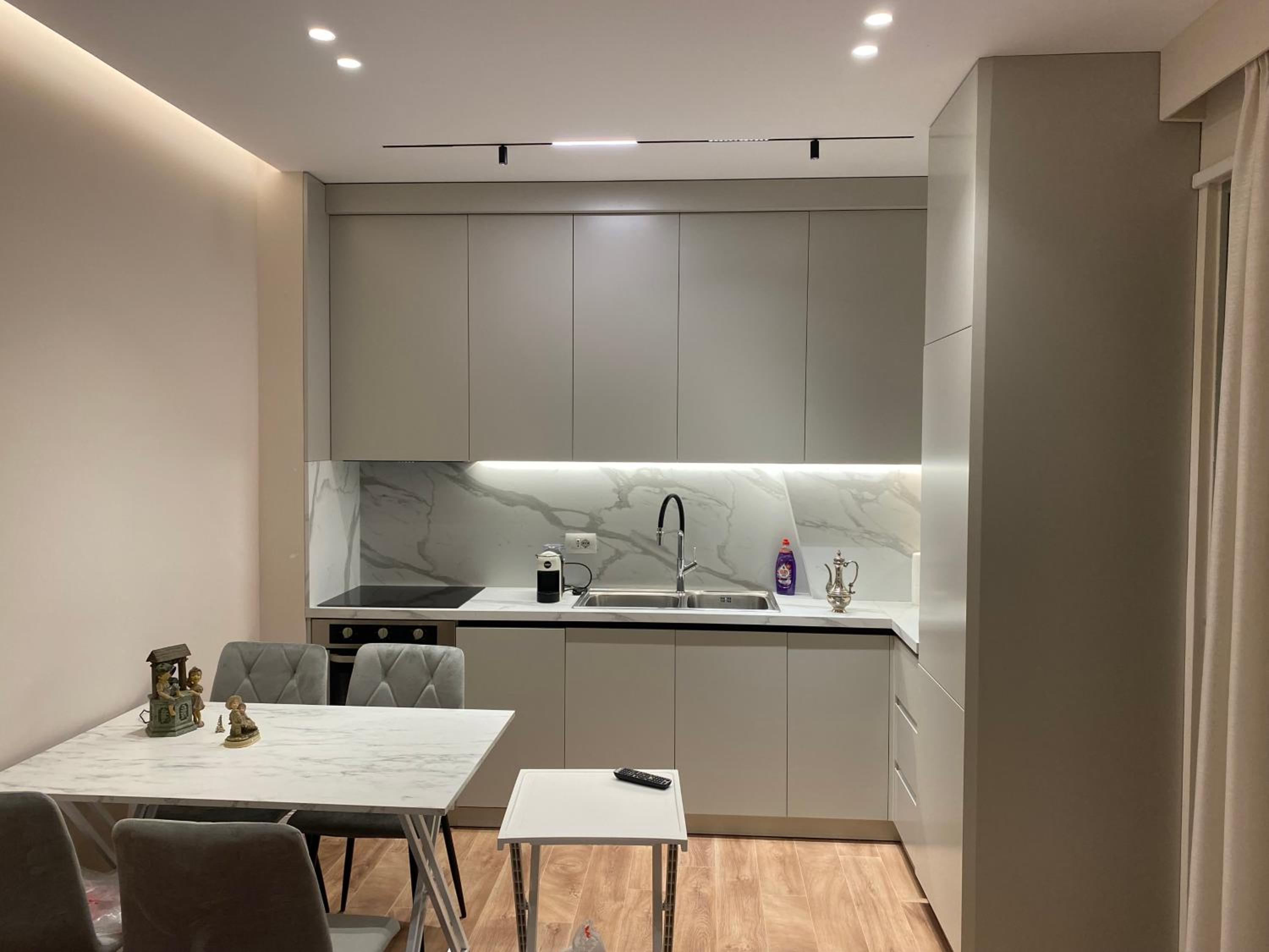 Klik Belview center Apartment