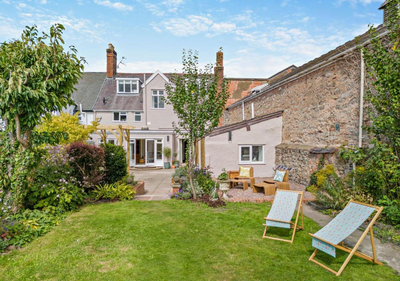 4 Bed in Ruthin oc-a29543