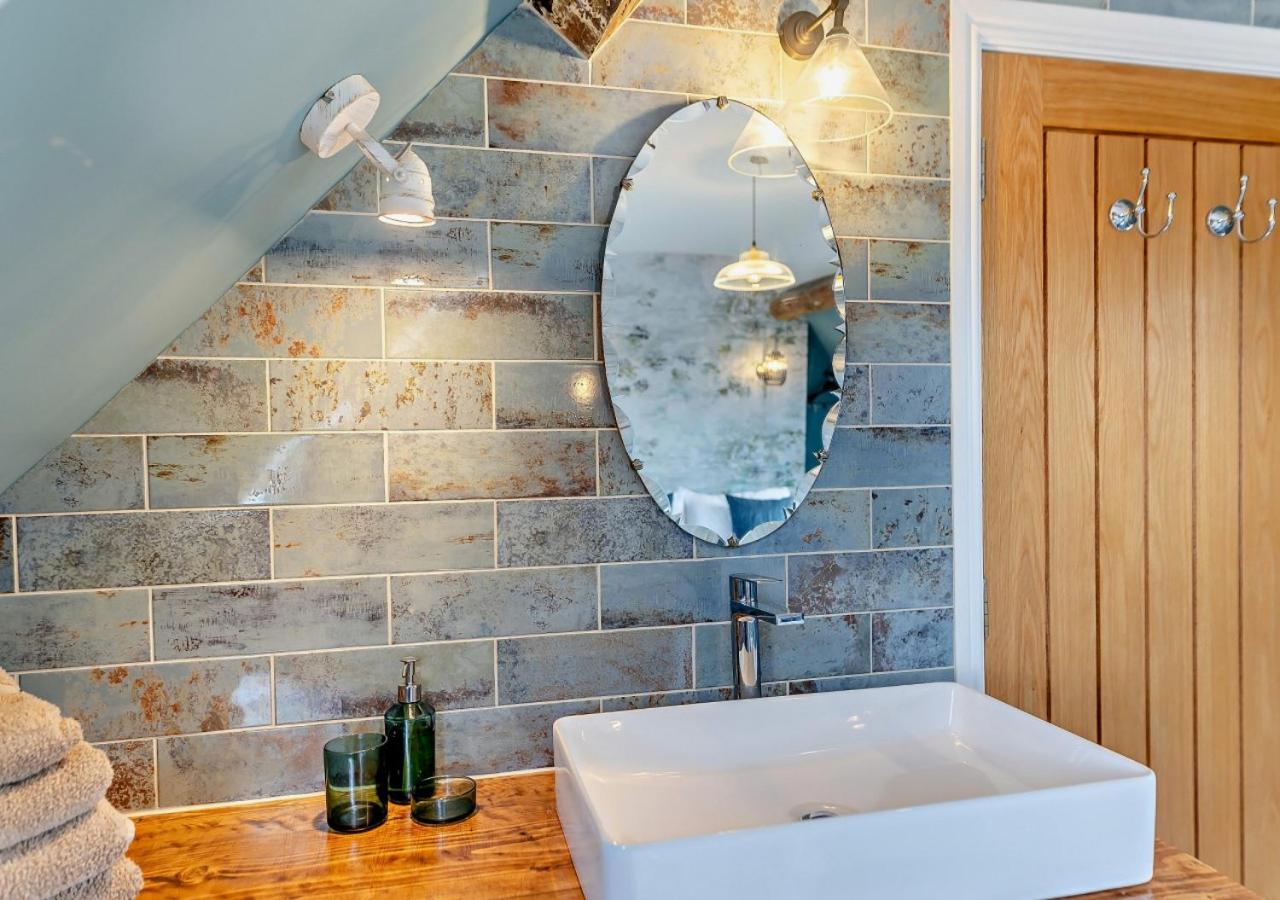 4 Bed in Ruthin oc-a29543