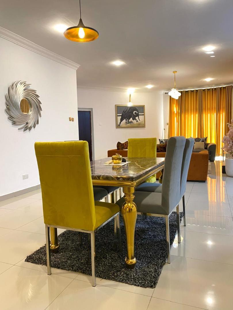 Lekki Premium 3 Bed Apartment with snooker at Chevron Drive view 5