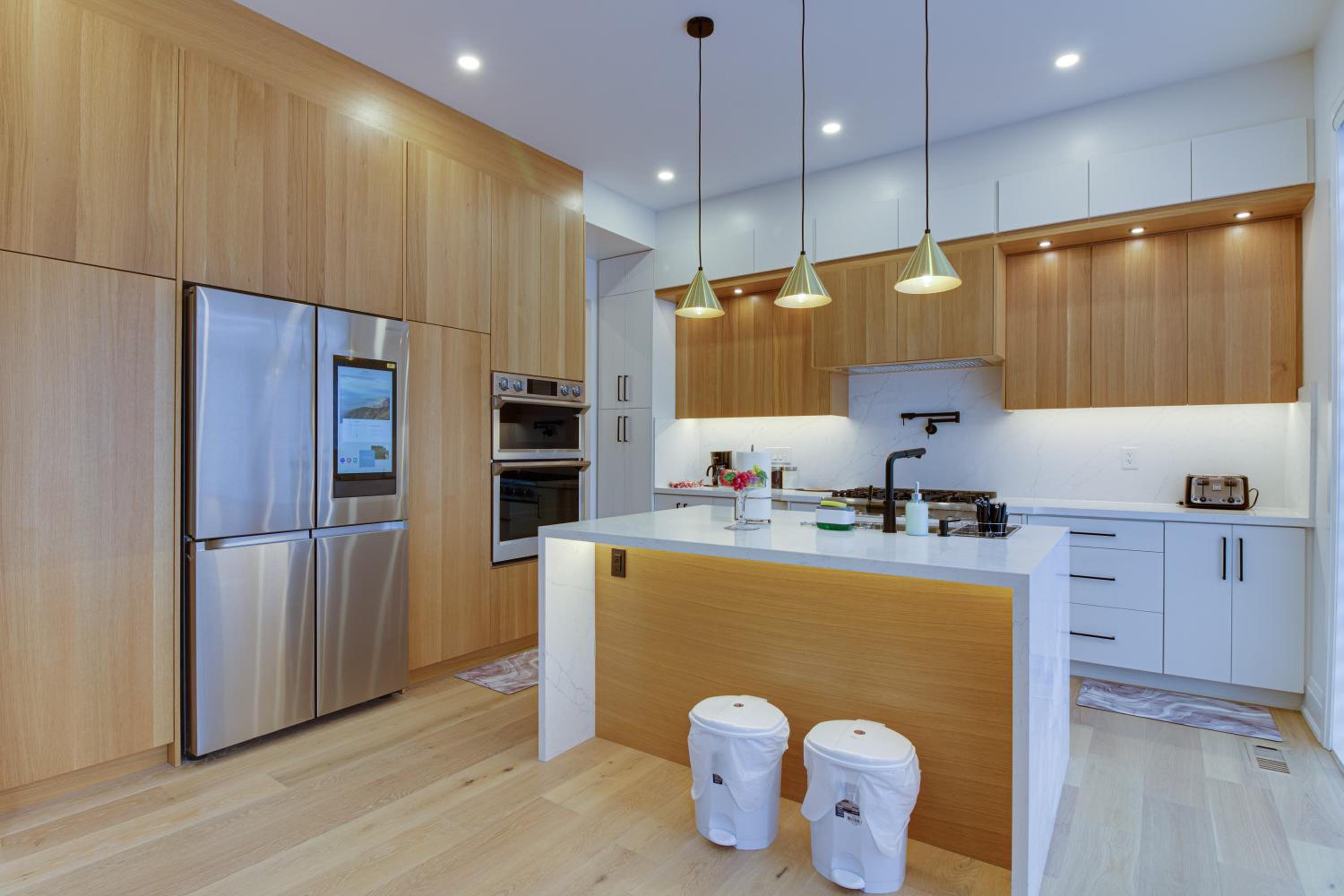 Luxury House In Scarborough