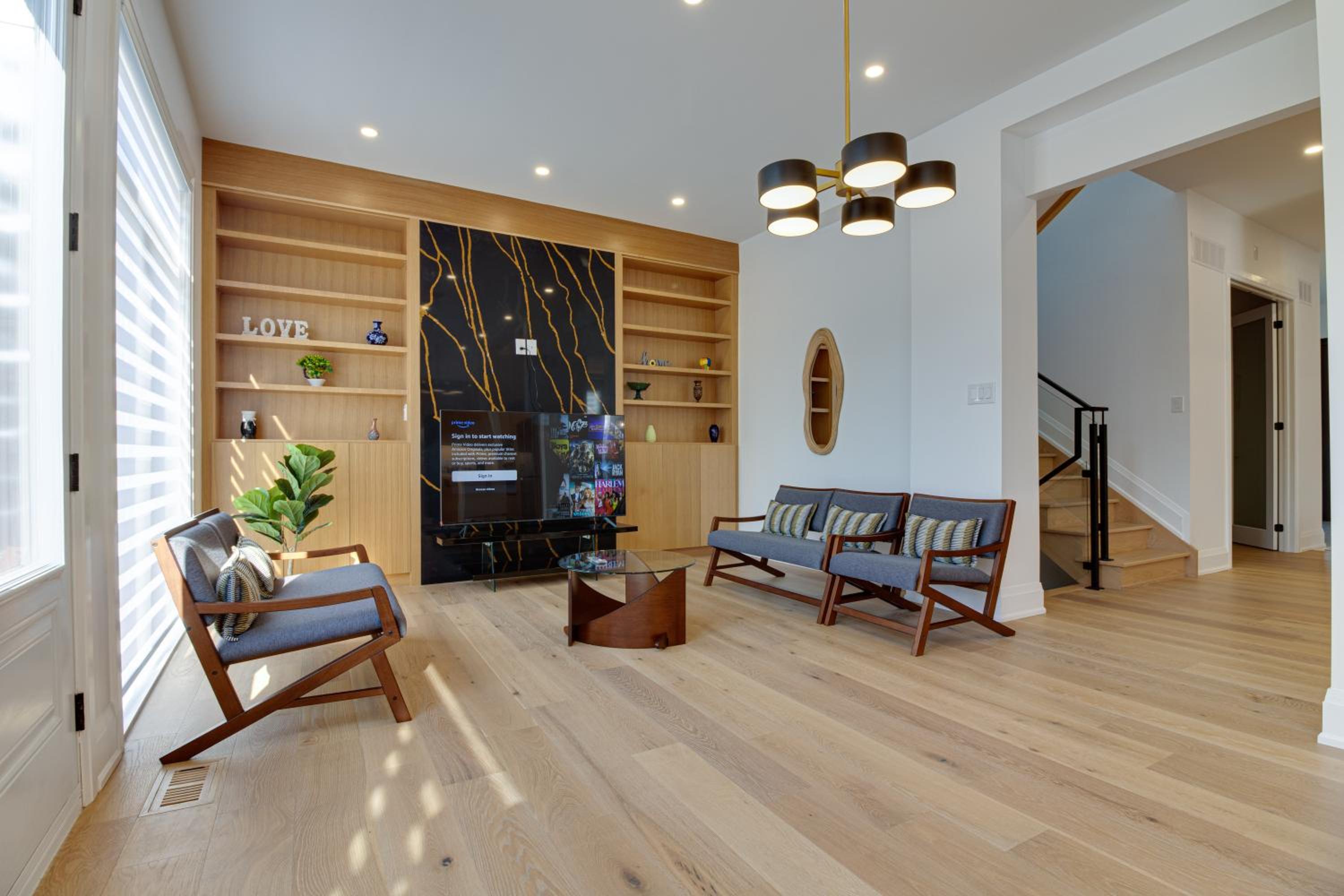 Luxury House In Scarborough