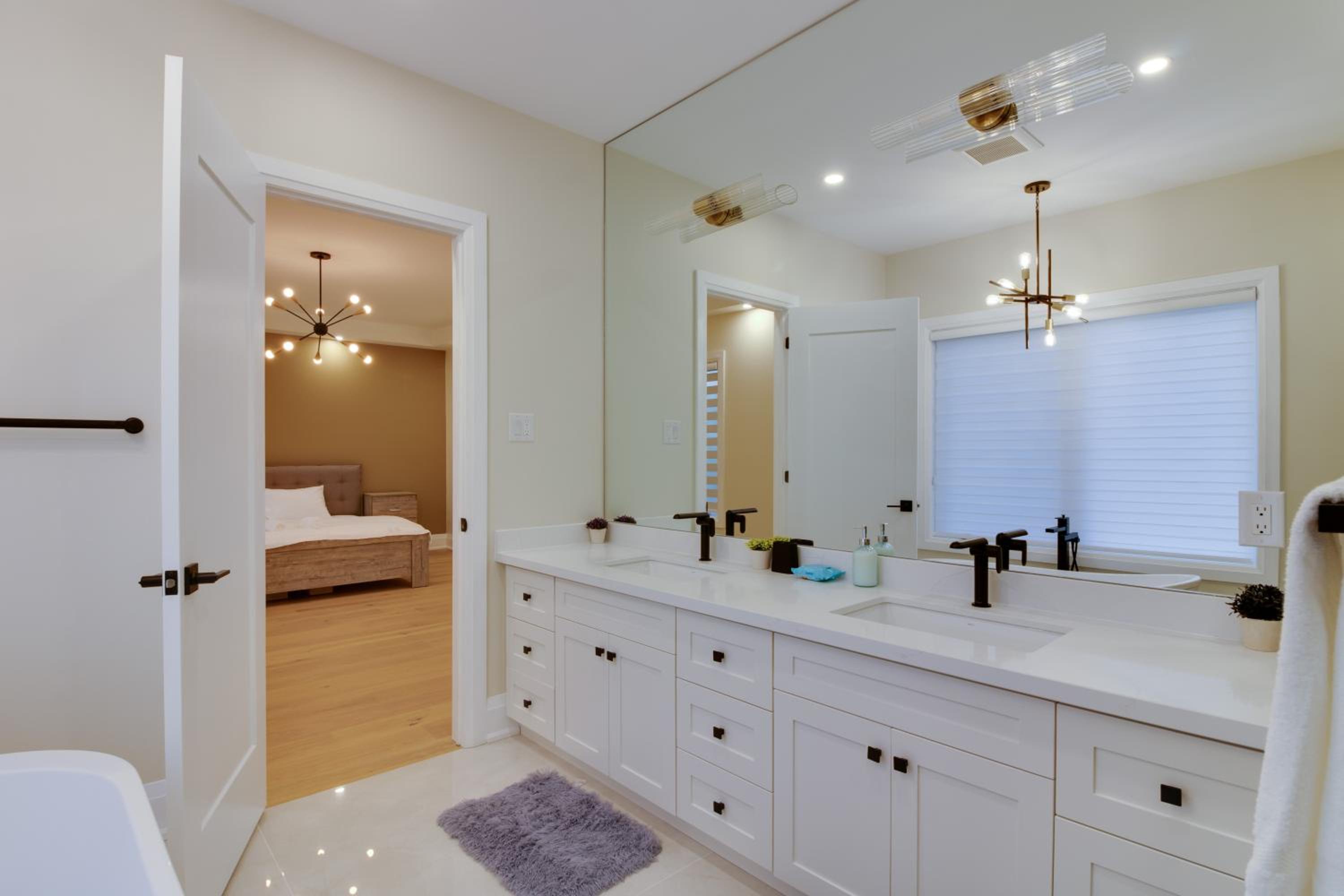 Luxury House In Scarborough