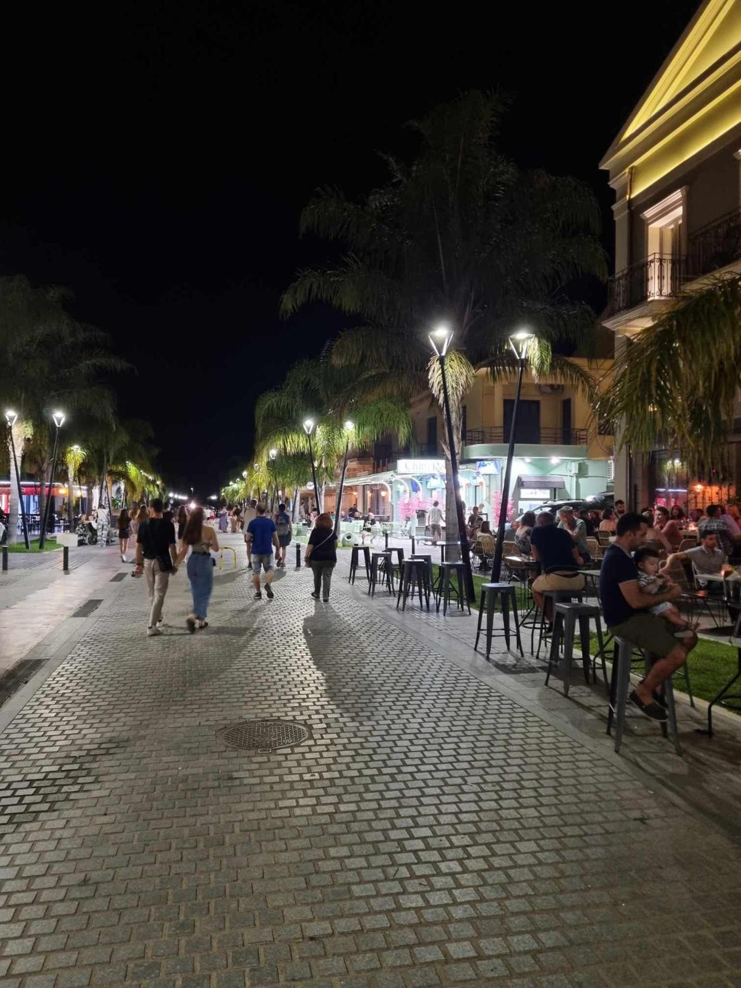 Bella Bianca , 200m from central square