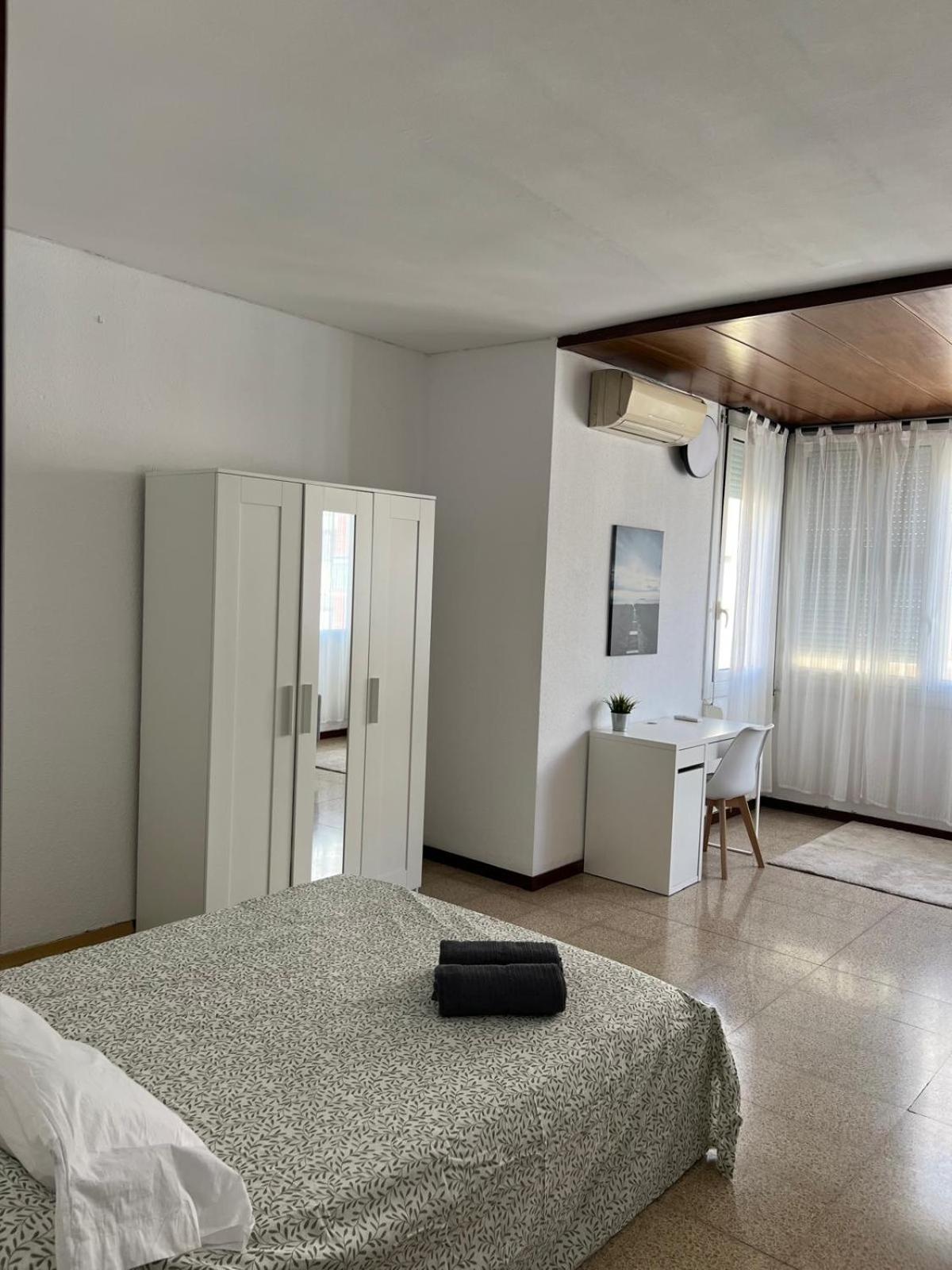 Habitacion privada en PISO COMPARTIDO Lepanto