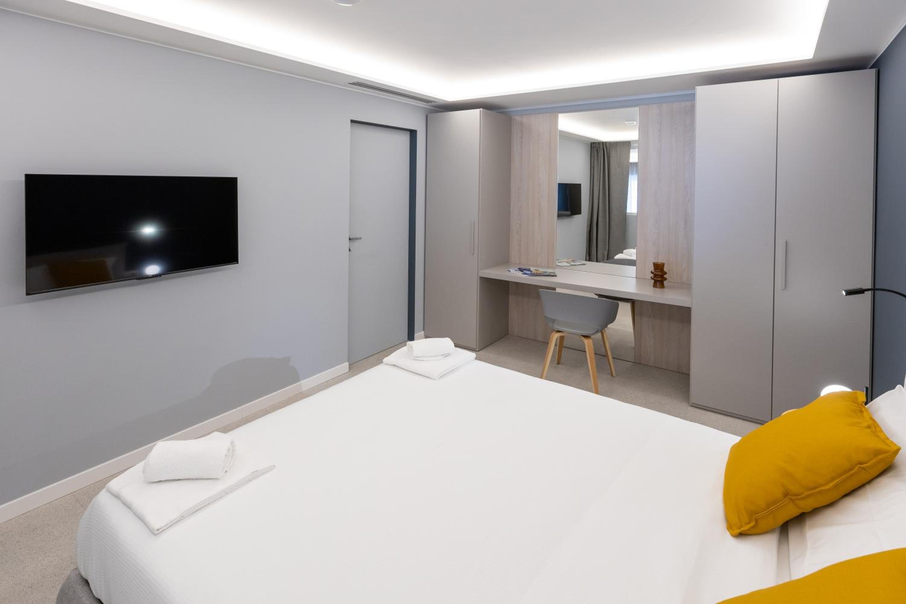 HOMEY I Teatro Romano Apartments