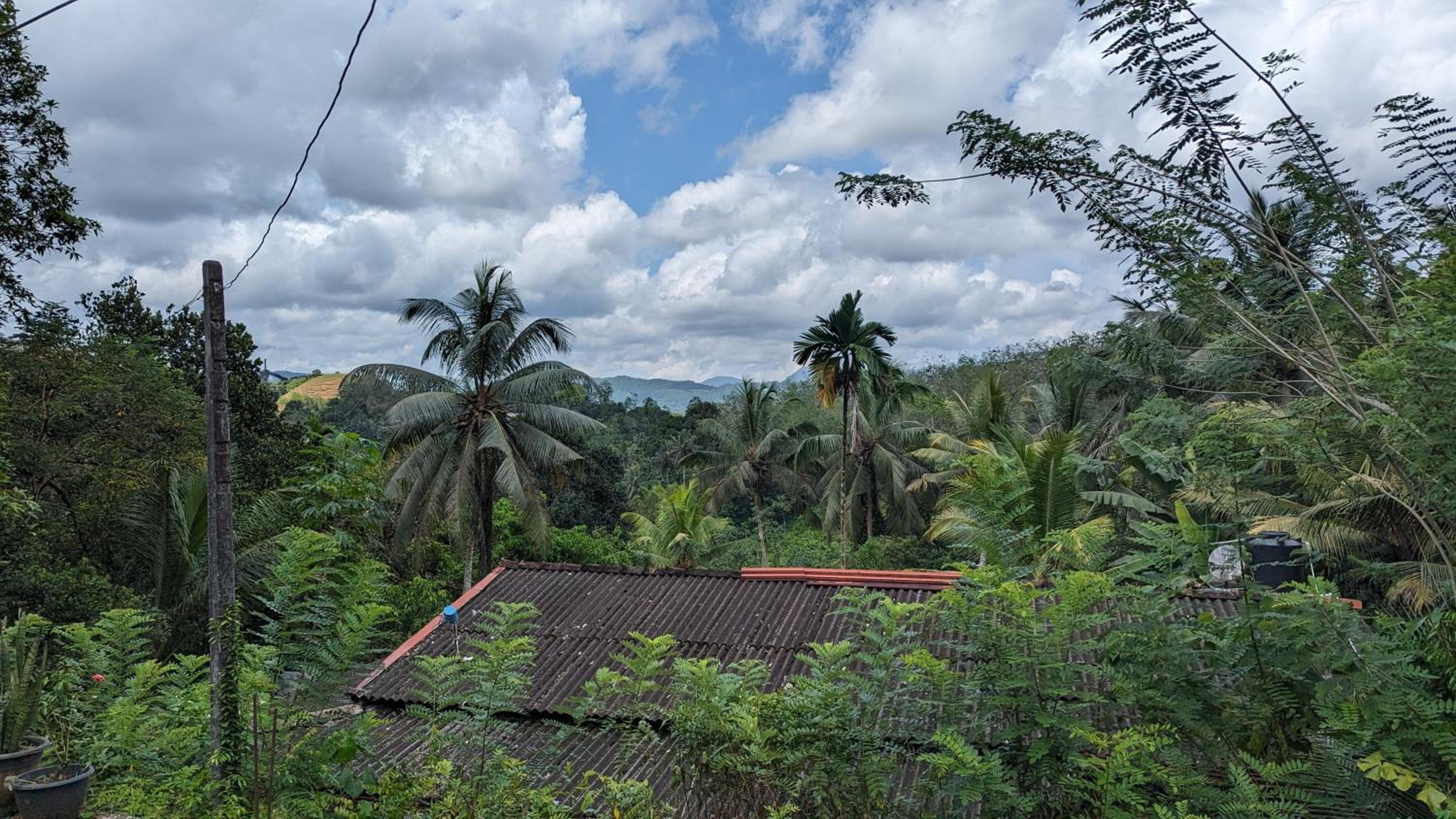 Madu's Mountain View Home view 5