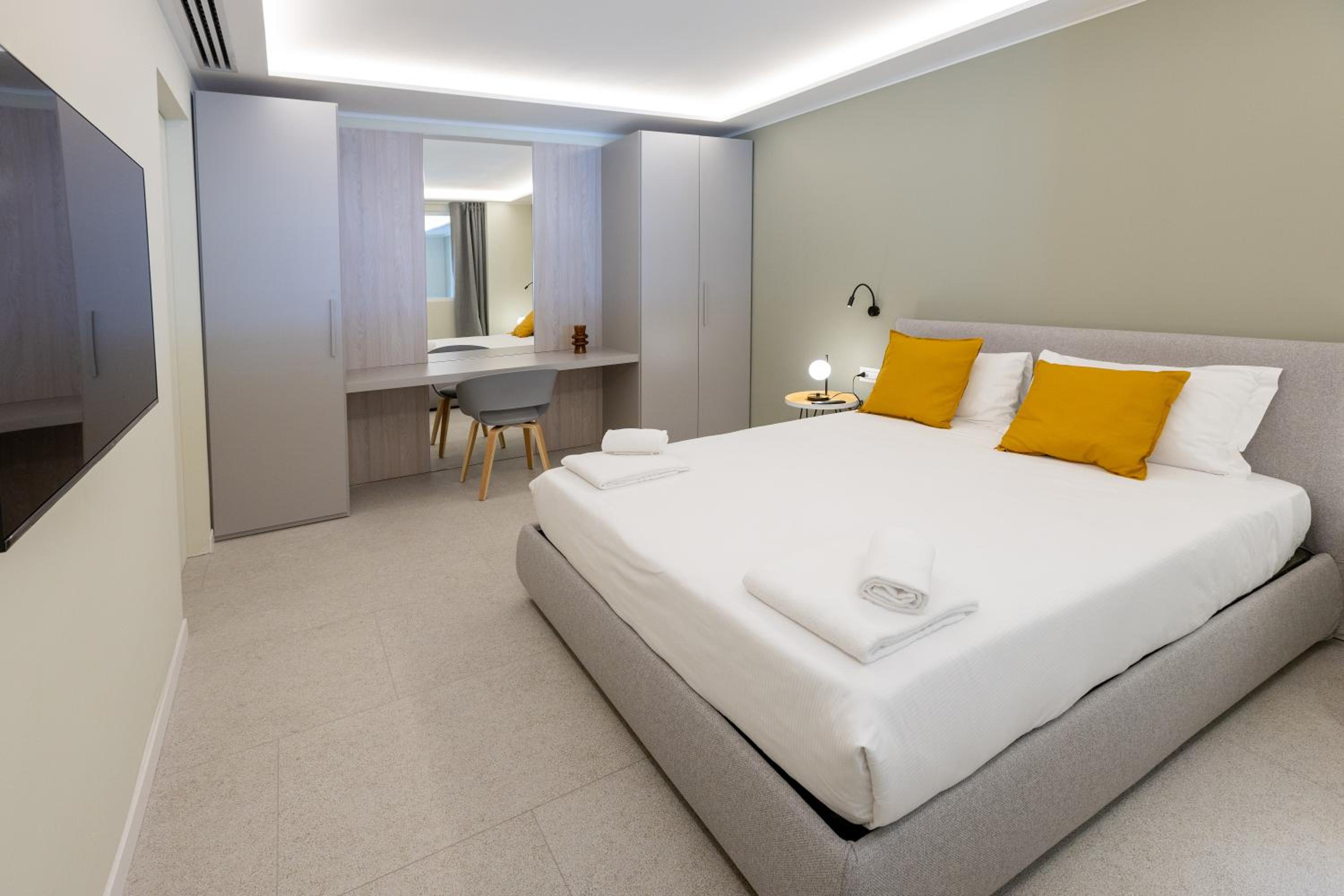 HOMEY I Teatro Romano Apartments