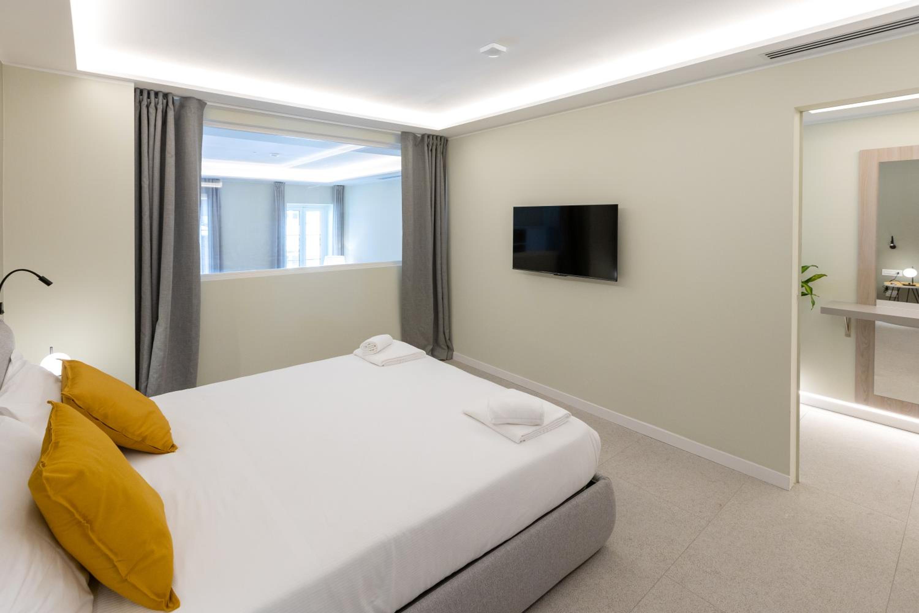 HOMEY I Teatro Romano Apartments