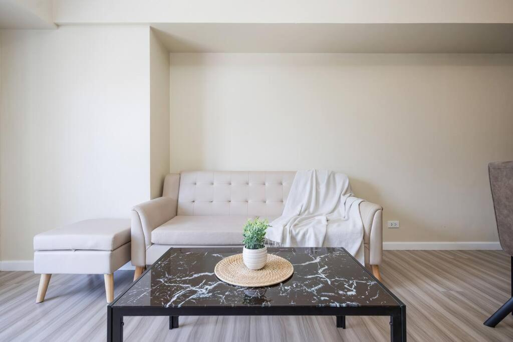 Furnished 2BR in Cebu IT Park with Fast WiFi and Pool Access view 3