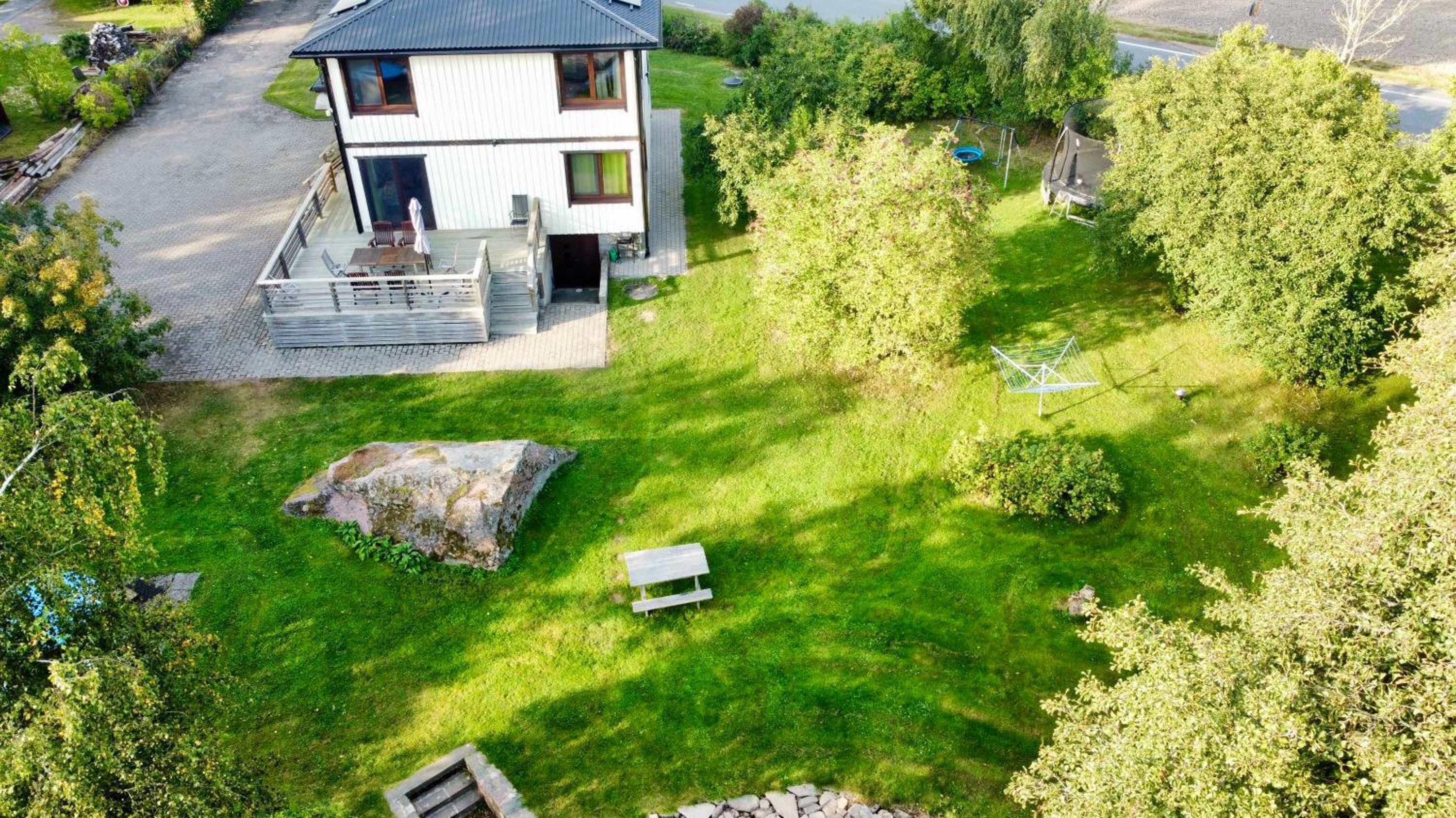 Holiday house by riverside with sauna and hottub view 5