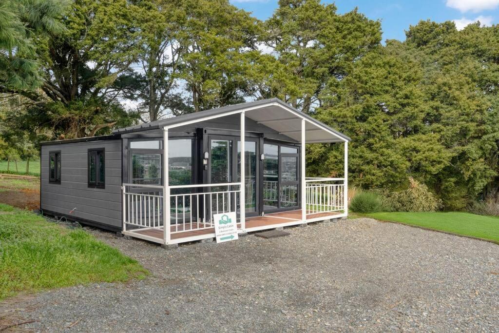 2 bedrooms Cabin 5 min to Pukekohe town centre view 2