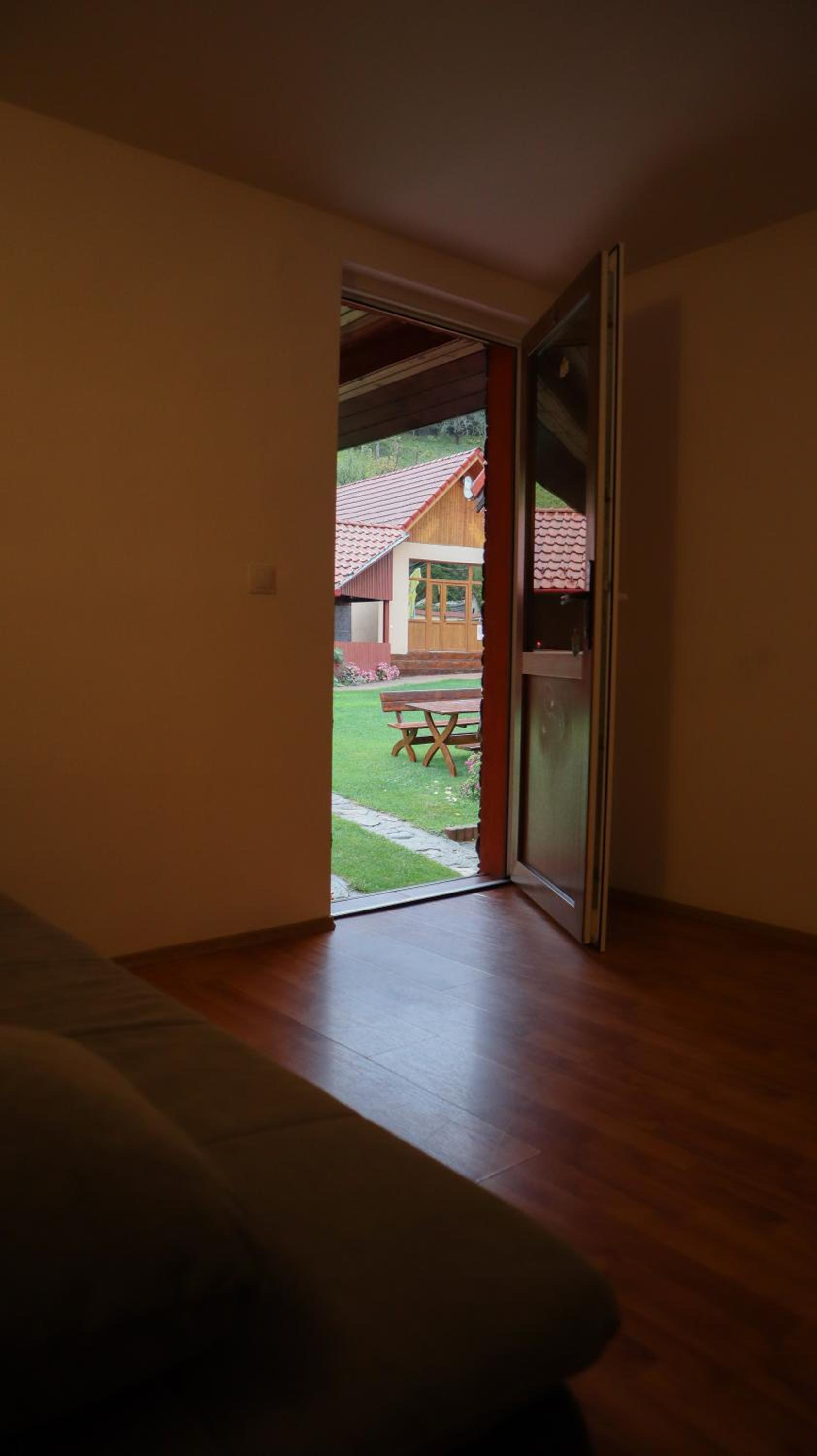 Photo 41