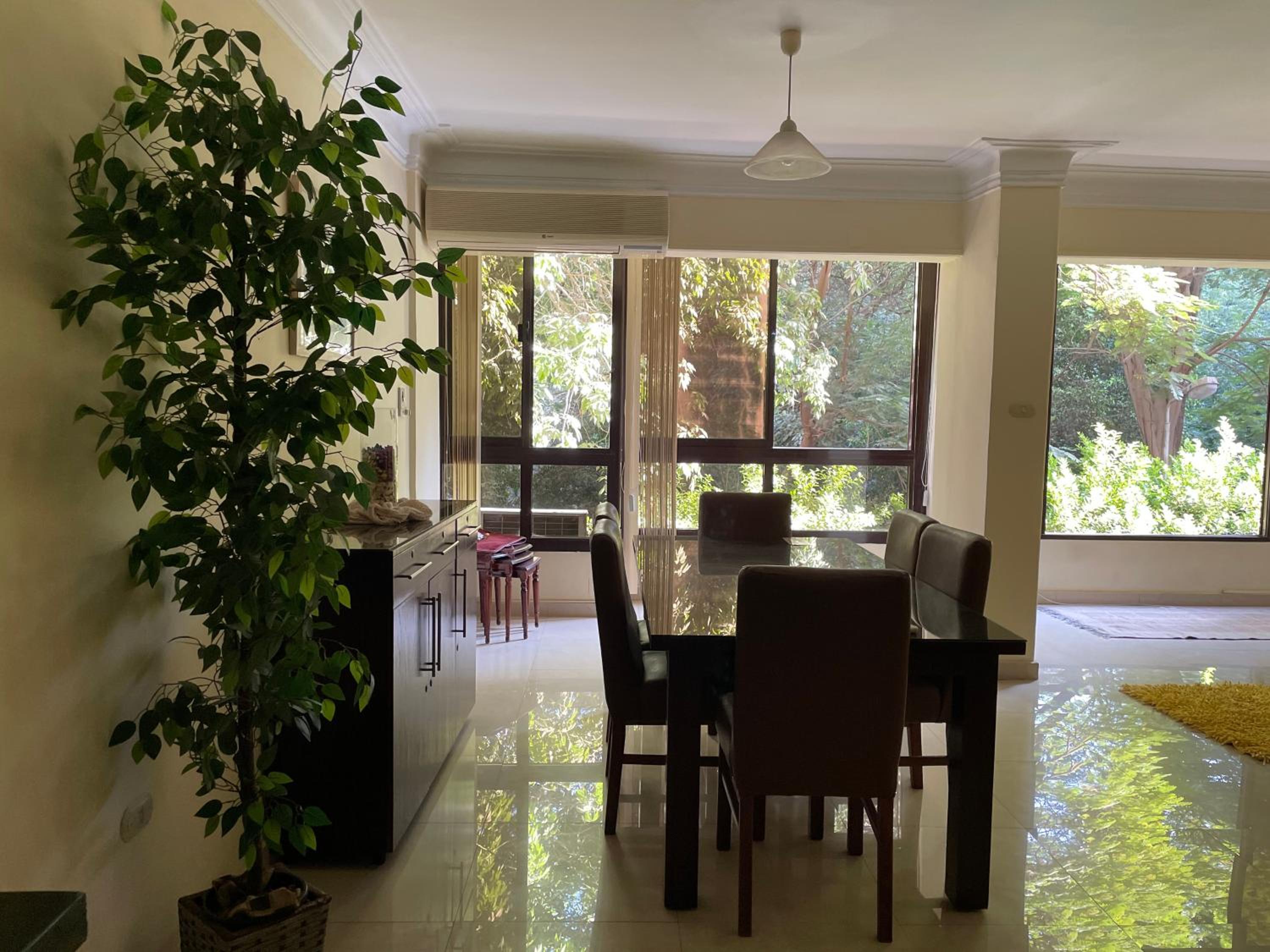 Garden view home-Female only
