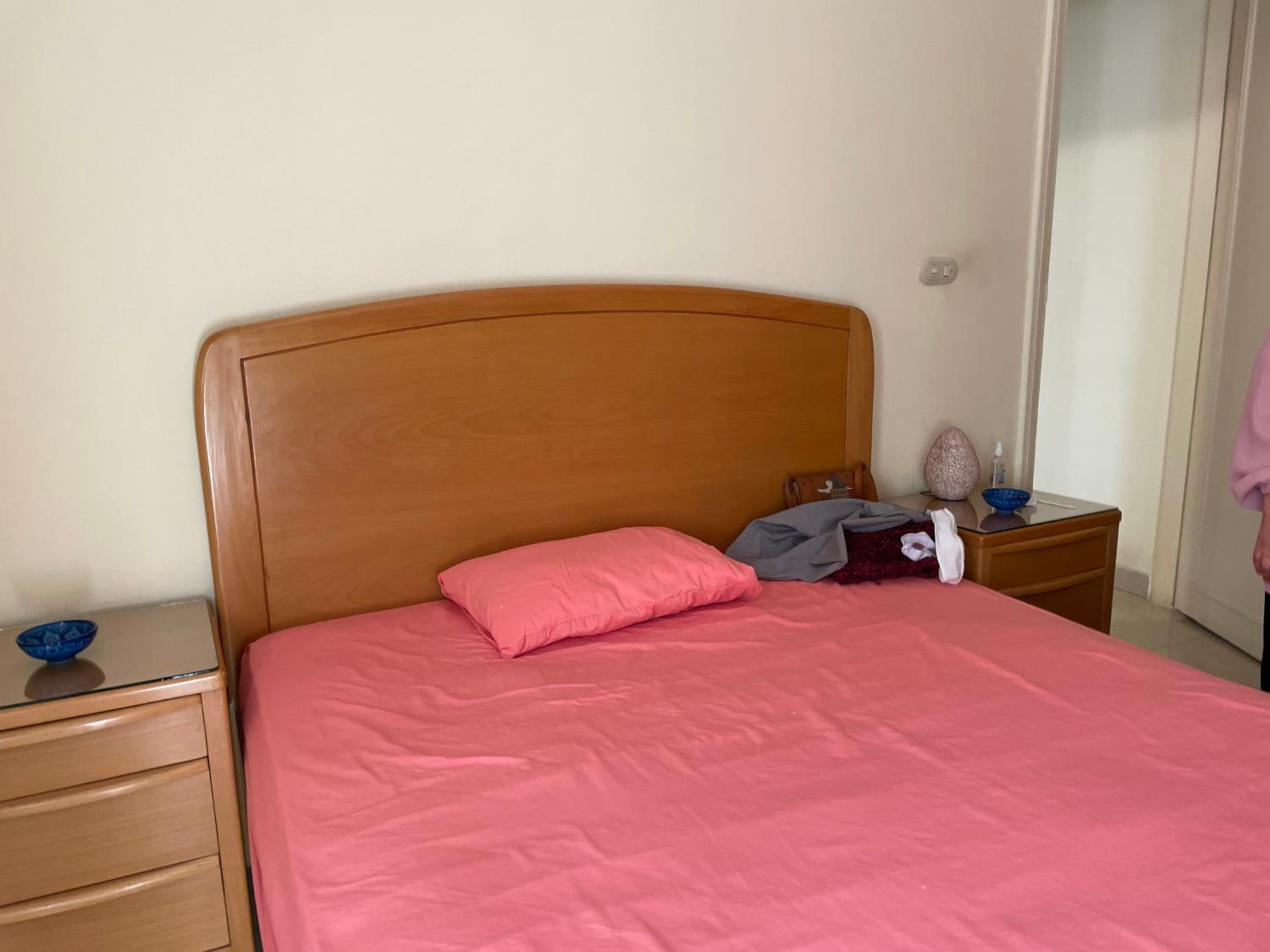Garden view home-Female only