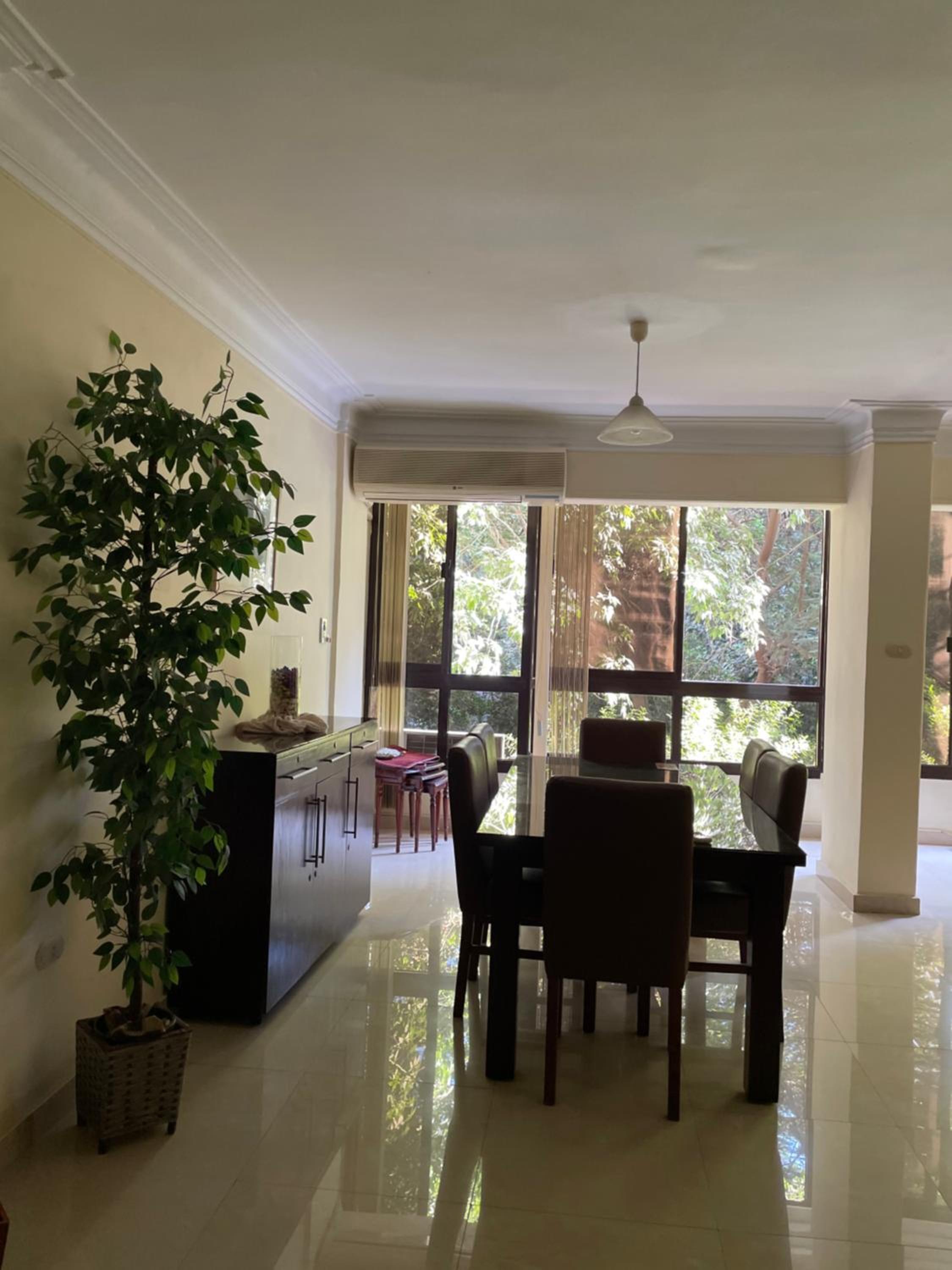Garden view home-Female only