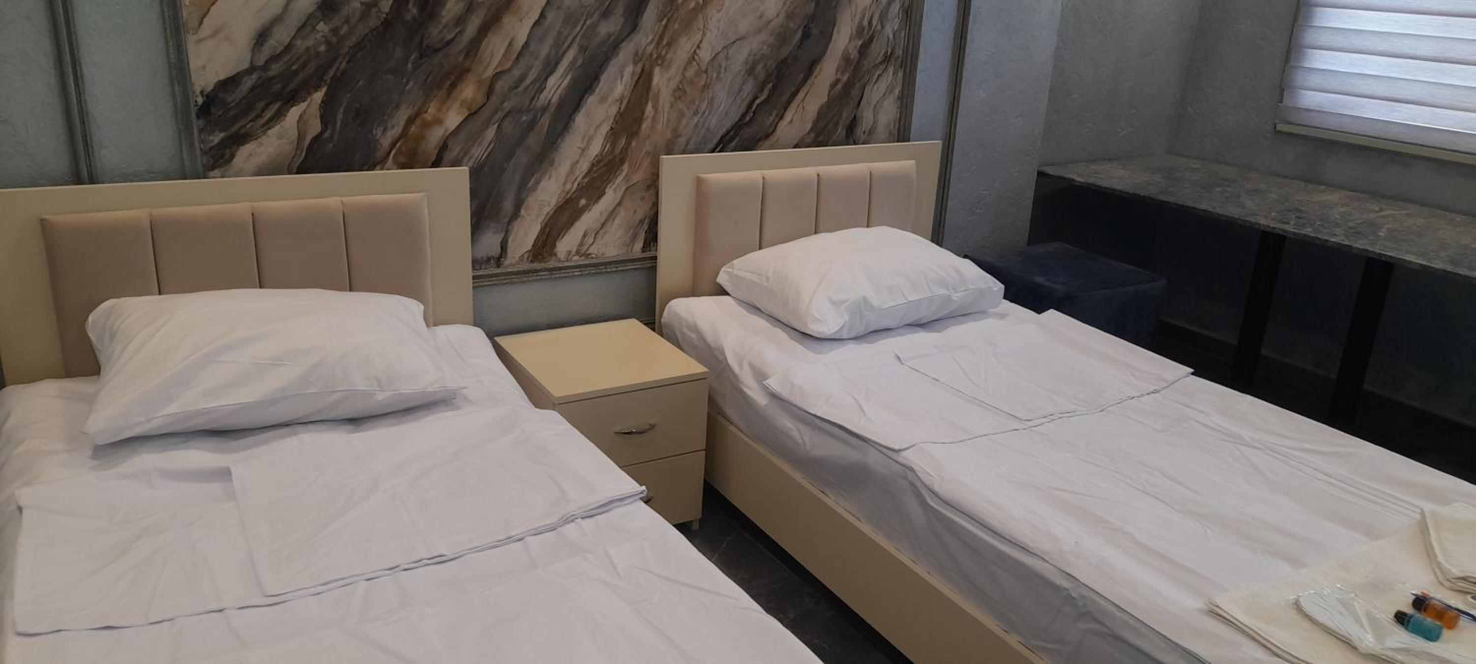 ECO Hotel & Hostel