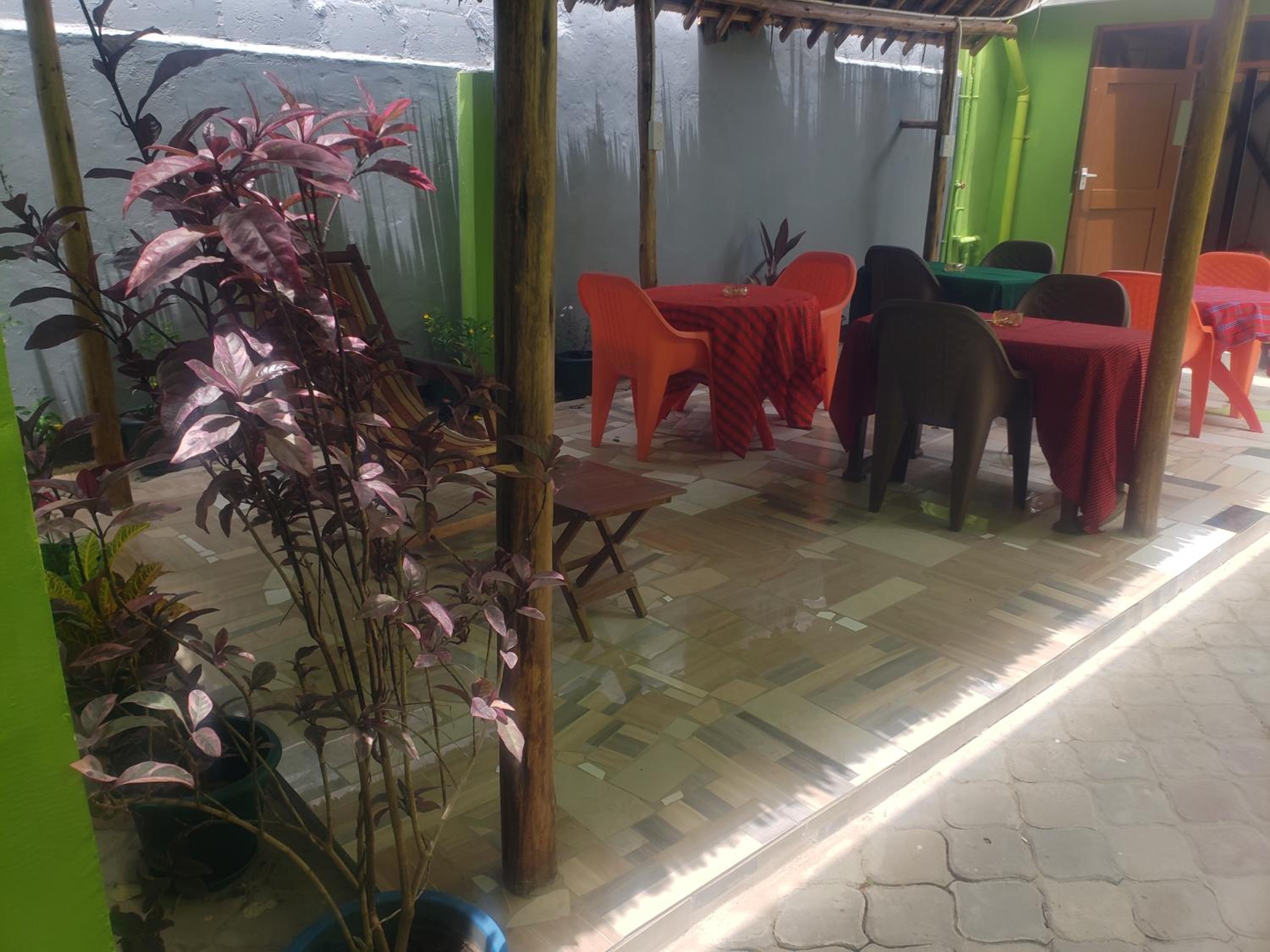 L&j modern backpackers BnB