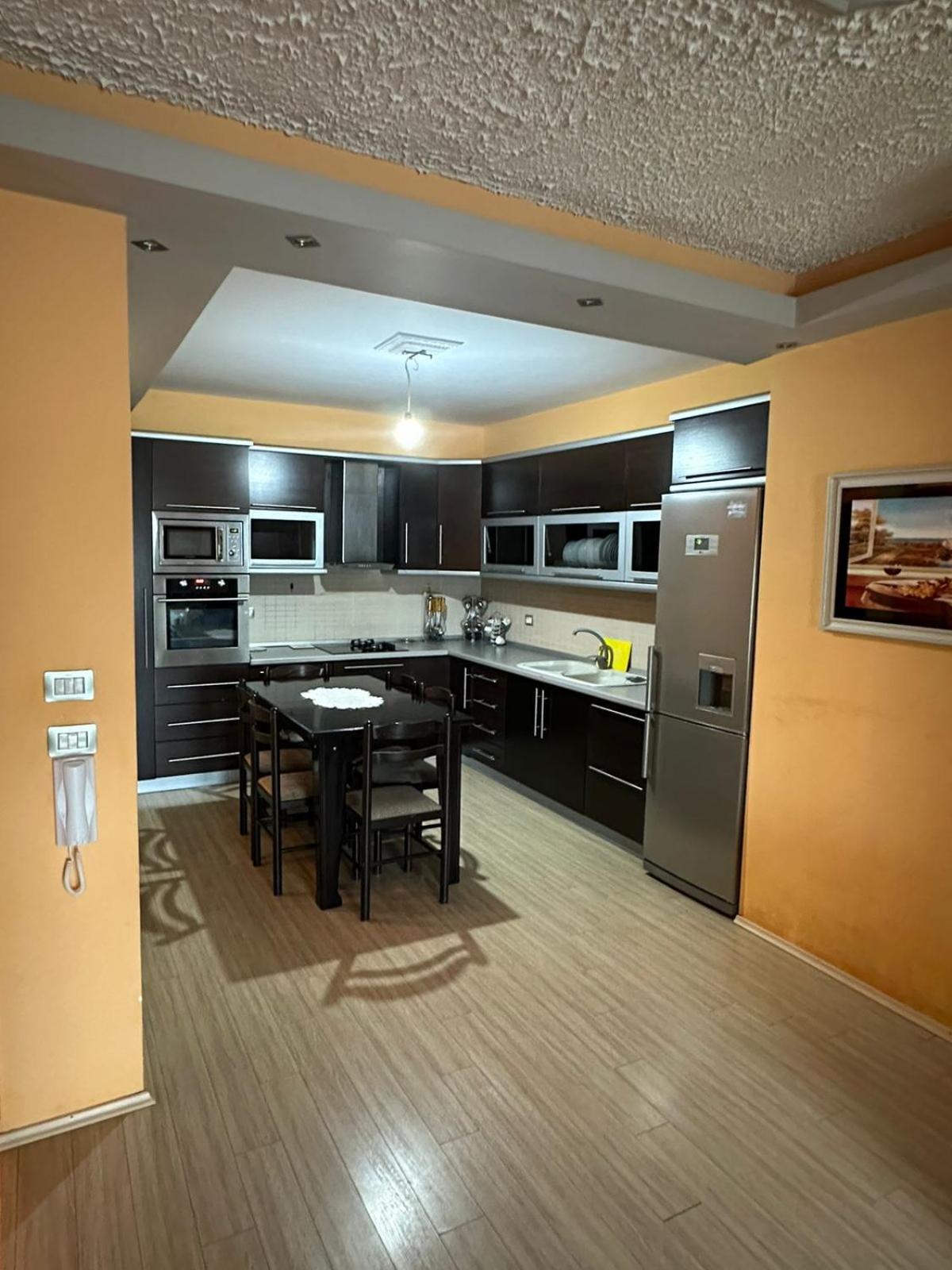 Fatjon' s Apartament
