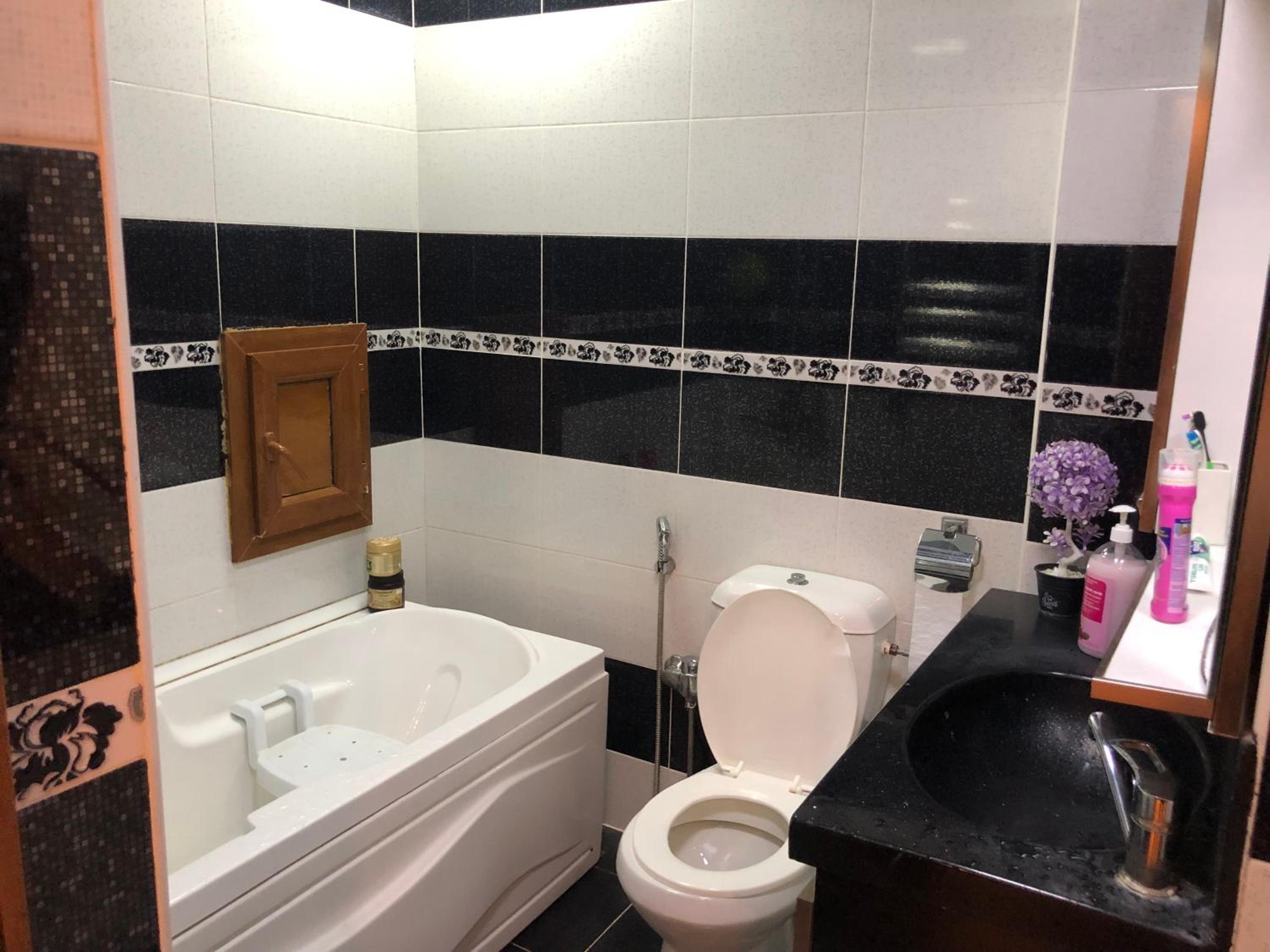 RCm APARTMENT