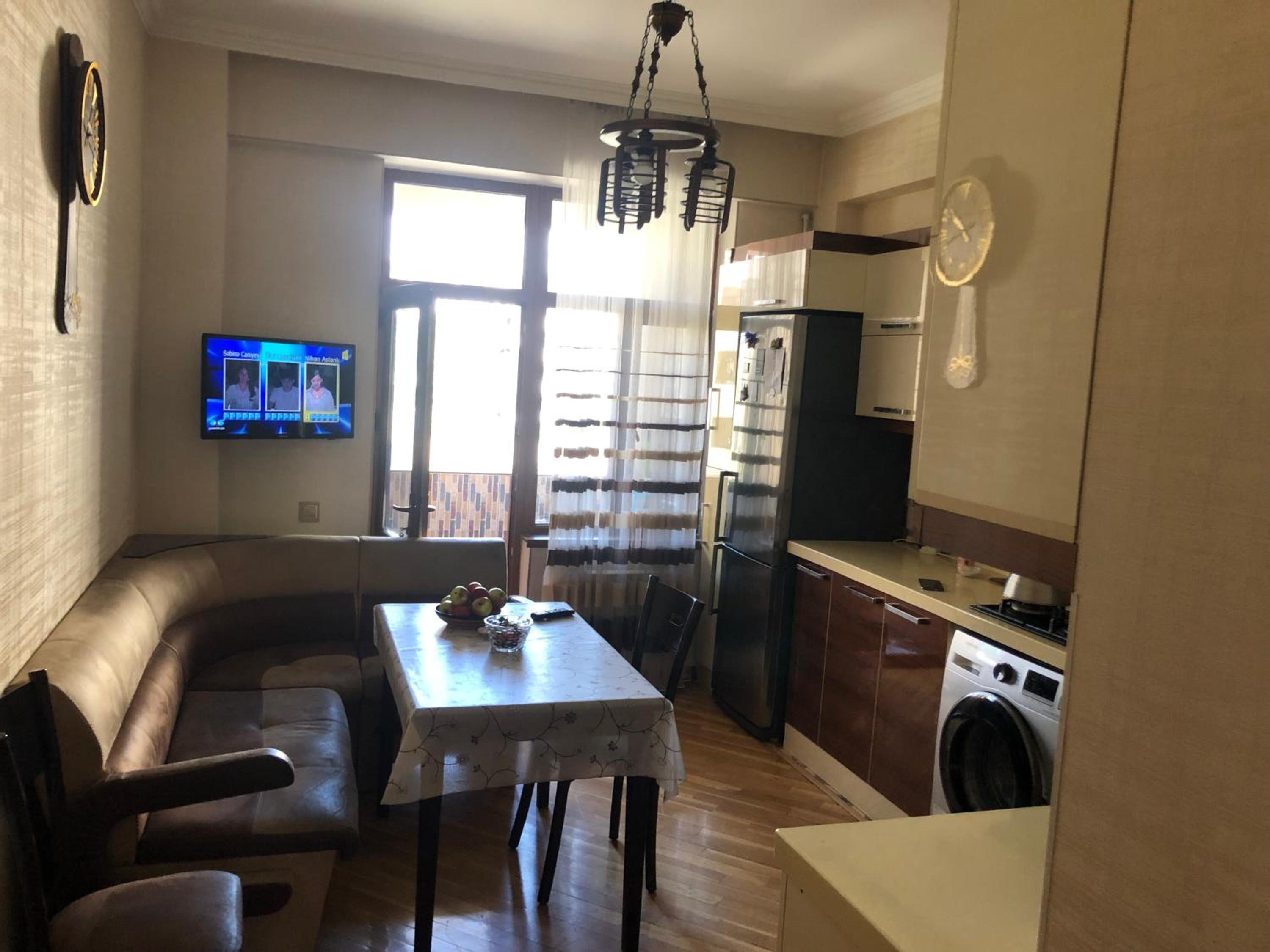 RCm APARTMENT