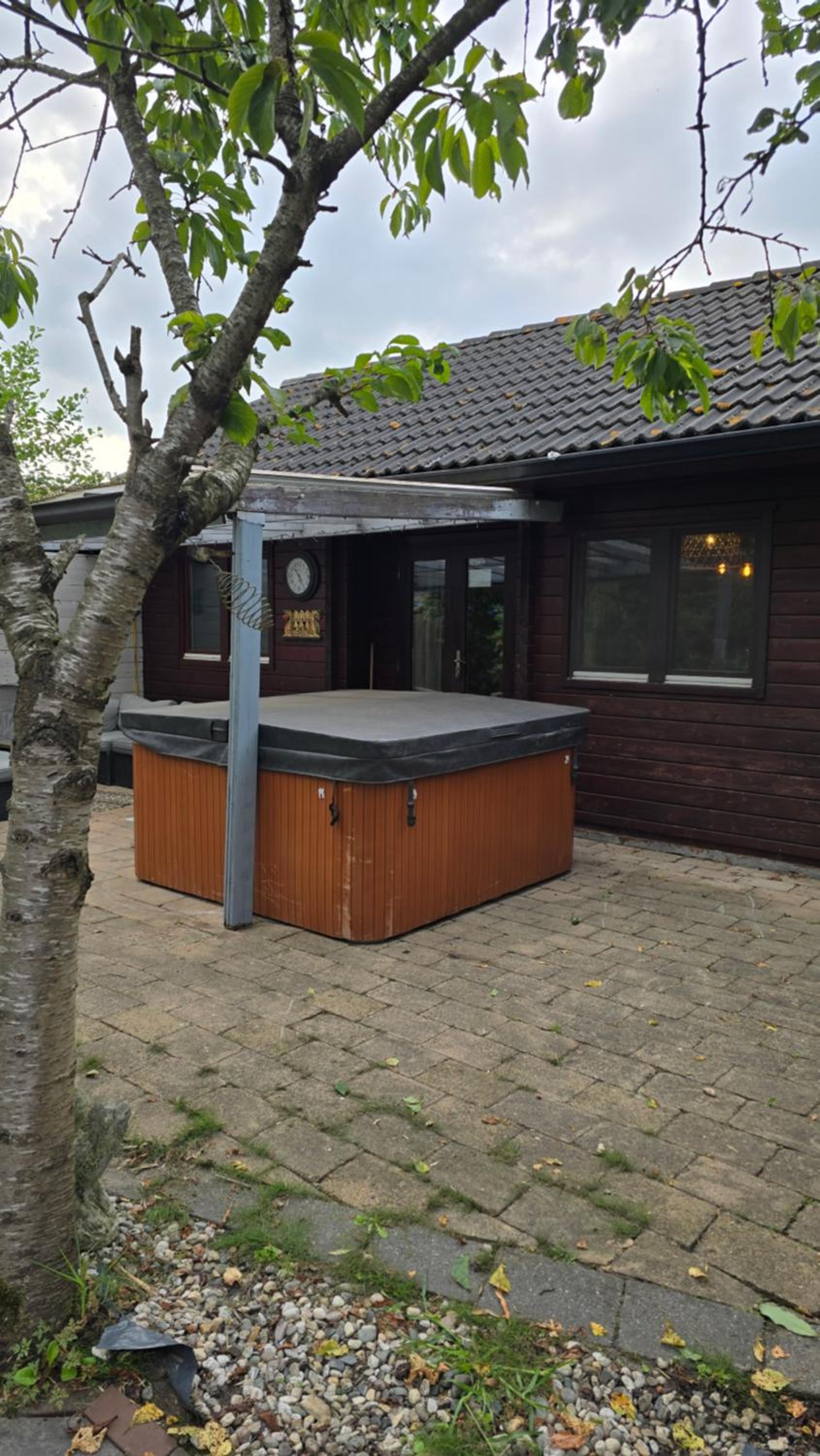 Balistyle guesthouse incl Jacuzzi near Amsterdam and Schiphol view 3
