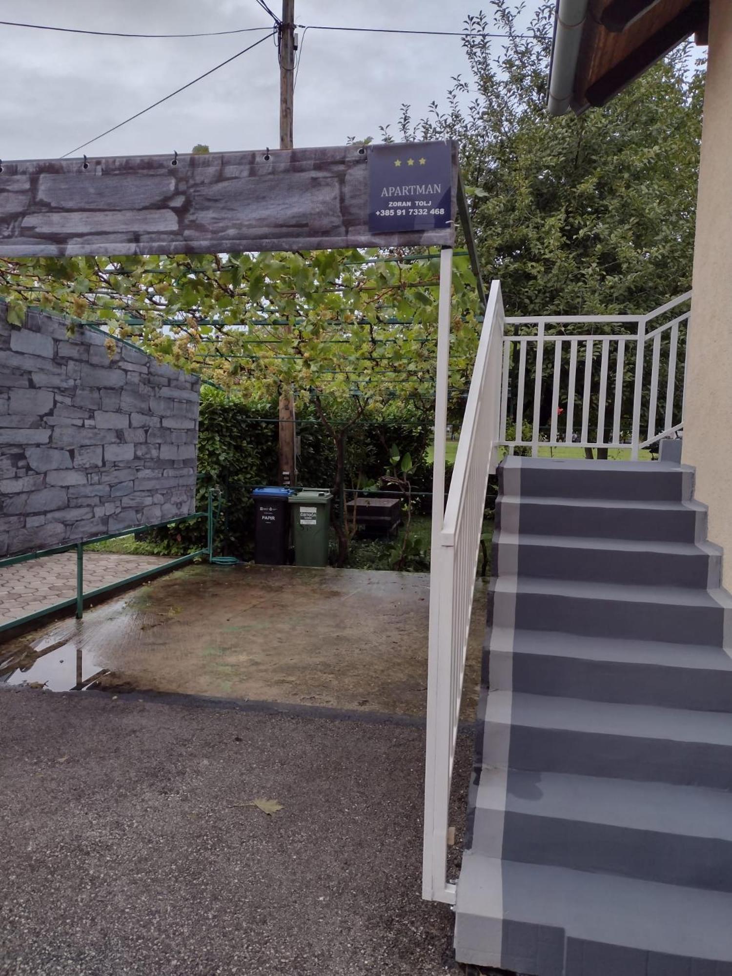 Apartman Breza view 2