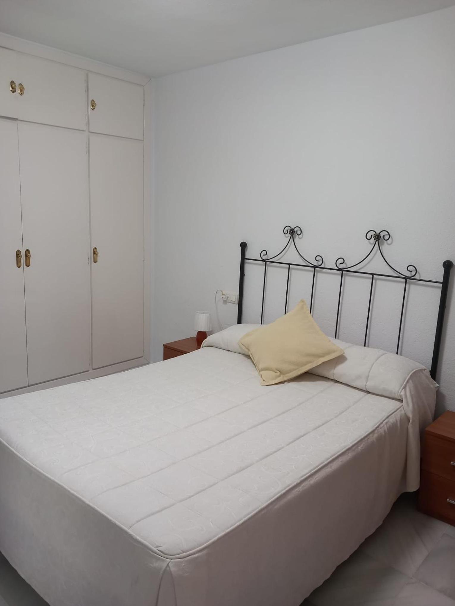Chalet adosado con piscina