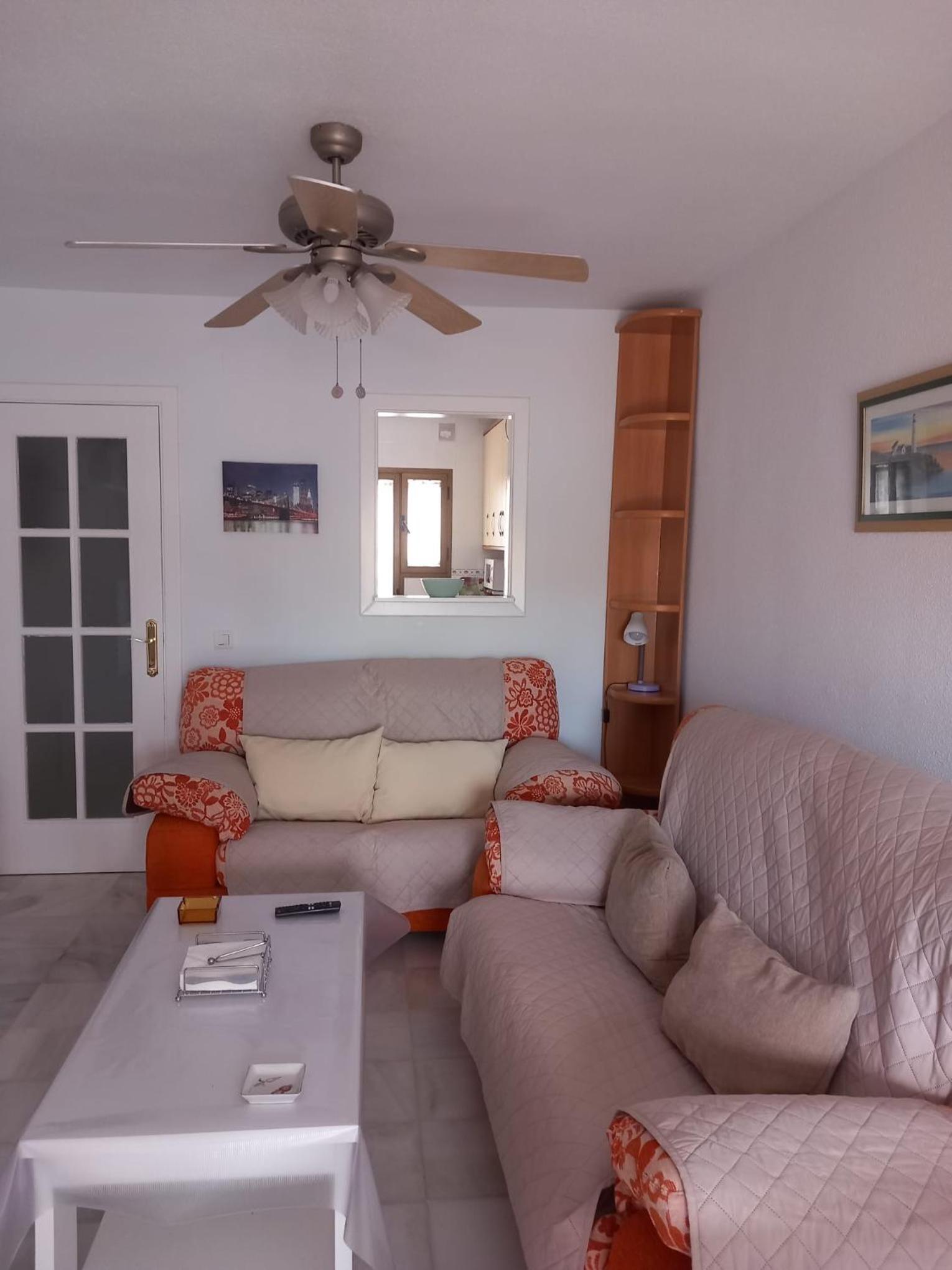 Chalet adosado con piscina