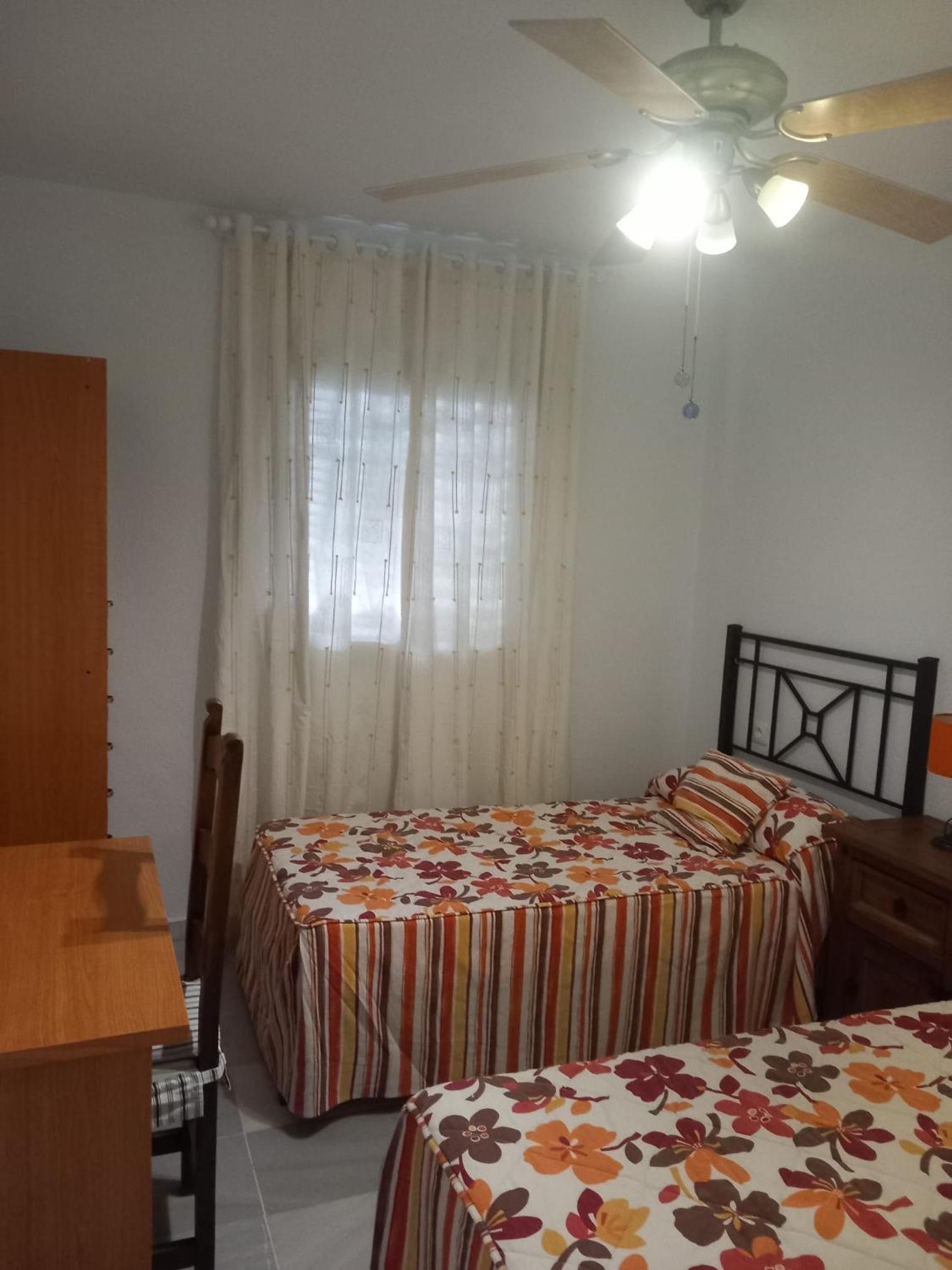 Chalet adosado con piscina