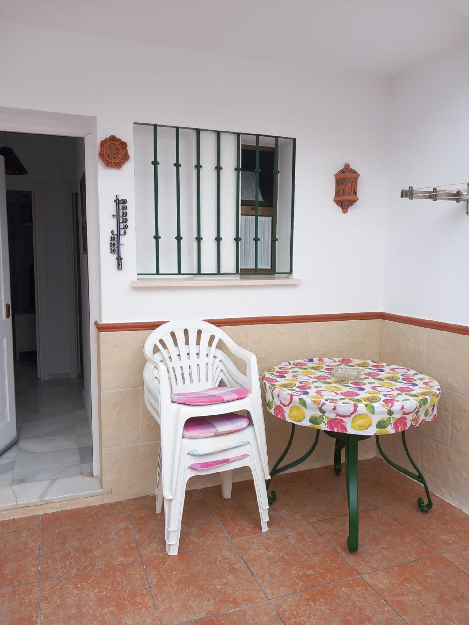 Chalet adosado con piscina
