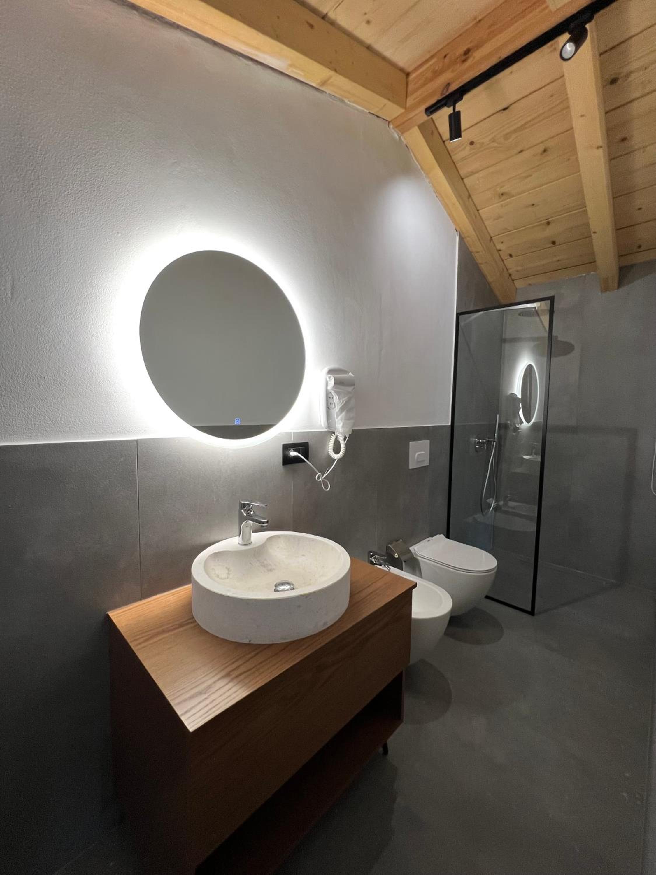 Guest House Si n'shpi tande - Mrizi i Zanave
