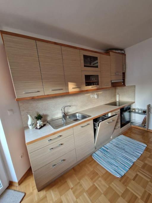 Apartma Aurora