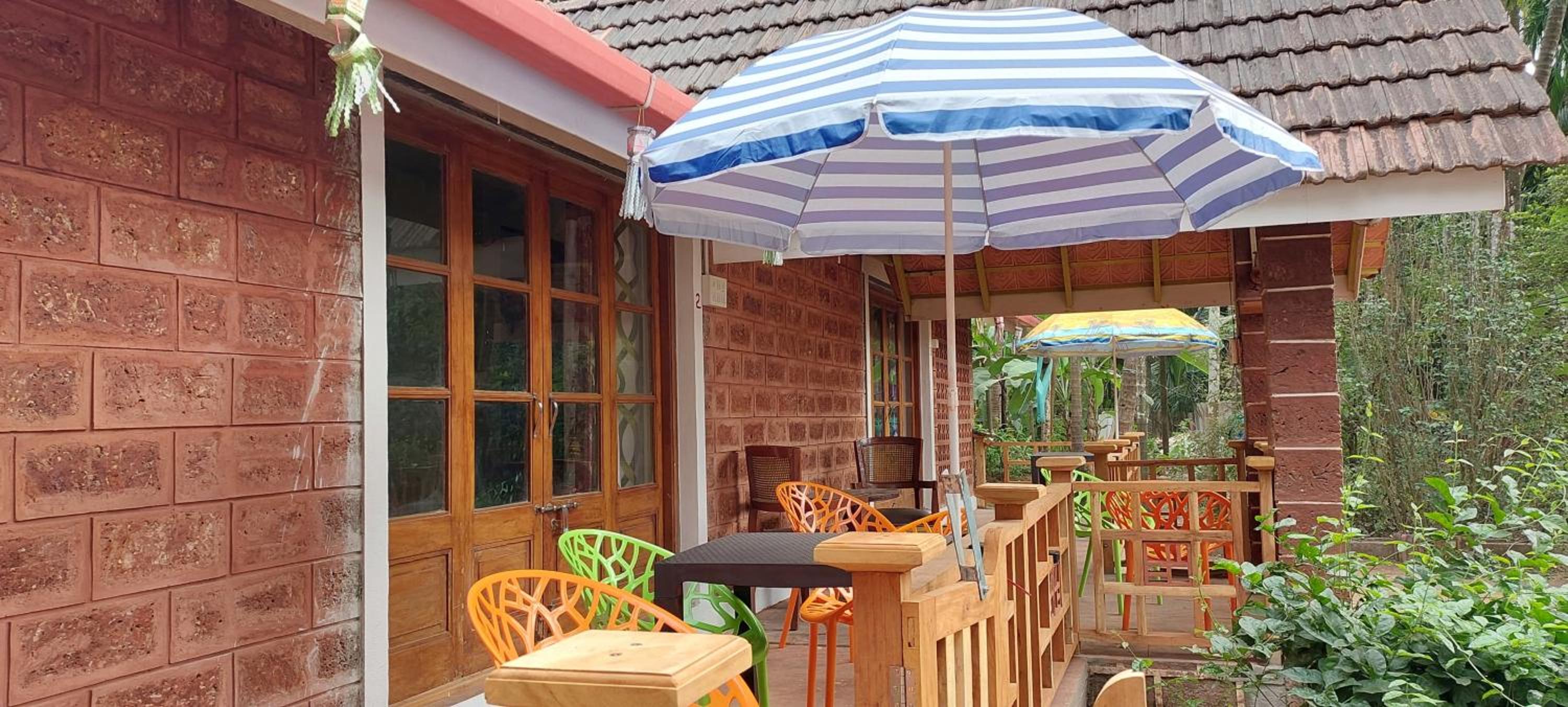 Joshi Nivaant Cottage