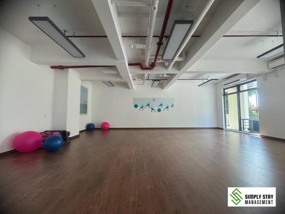 Central Park 2BR plus 1 Stylish 6PAX at Paradigm and Sutera