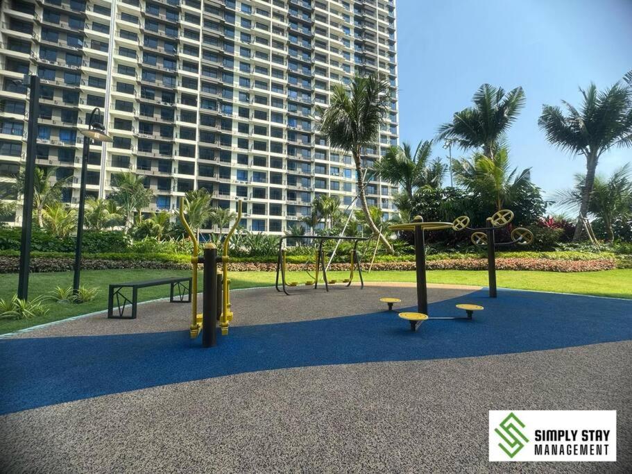 Central Park 2BR plus 1 Stylish 6PAX at Paradigm and Sutera