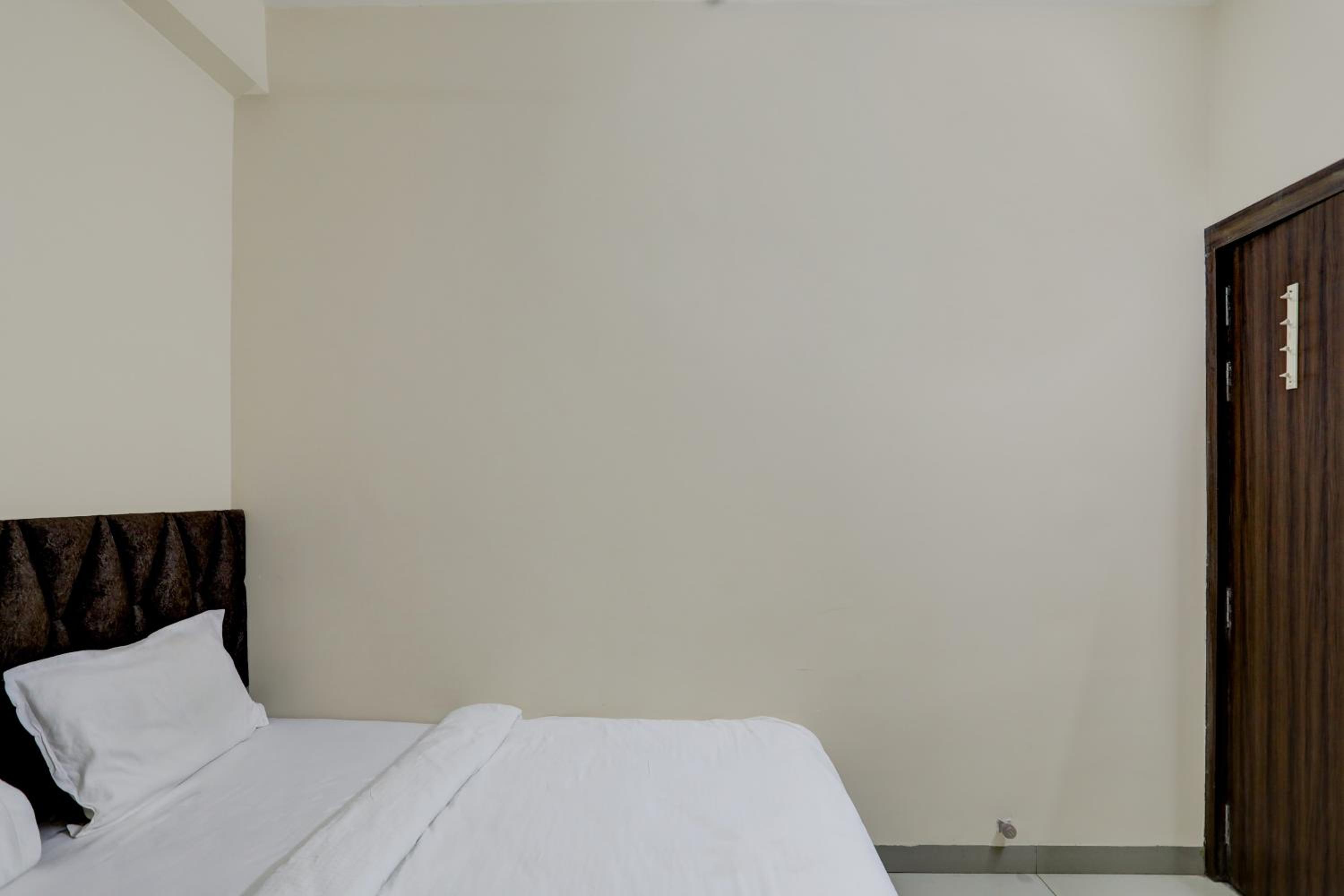 Hotel O Shikar Avenue Ujjain view 5